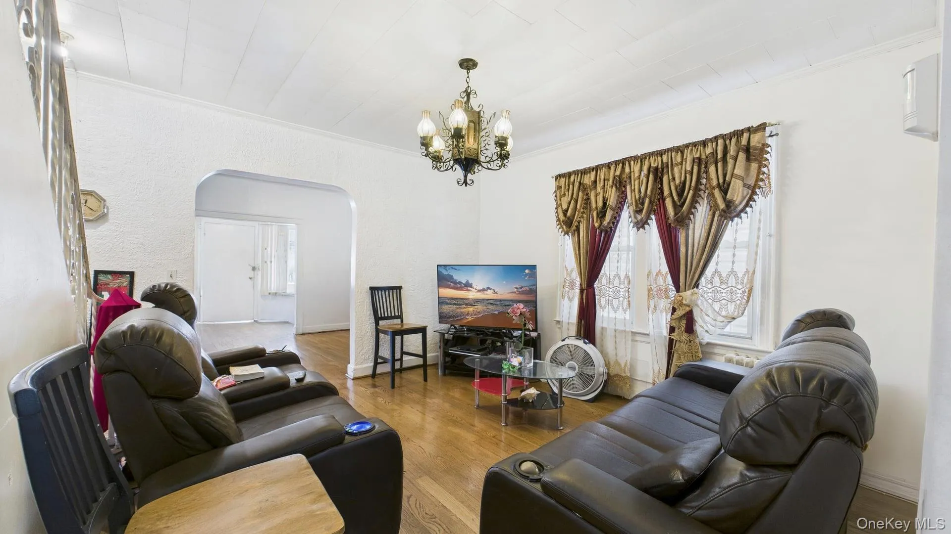 10314 89th Street, New York, NY, 4 Bedrooms Bedrooms, 12 Rooms Rooms,2 BathroomsBathrooms,Residential,For Rent,89th,0,1023784 10314 89th Street, New York, NY, 4 Bedrooms Bedrooms, 12 Rooms Rooms,2 BathroomsBathrooms,Residential,For Rent,89th,0,1023784