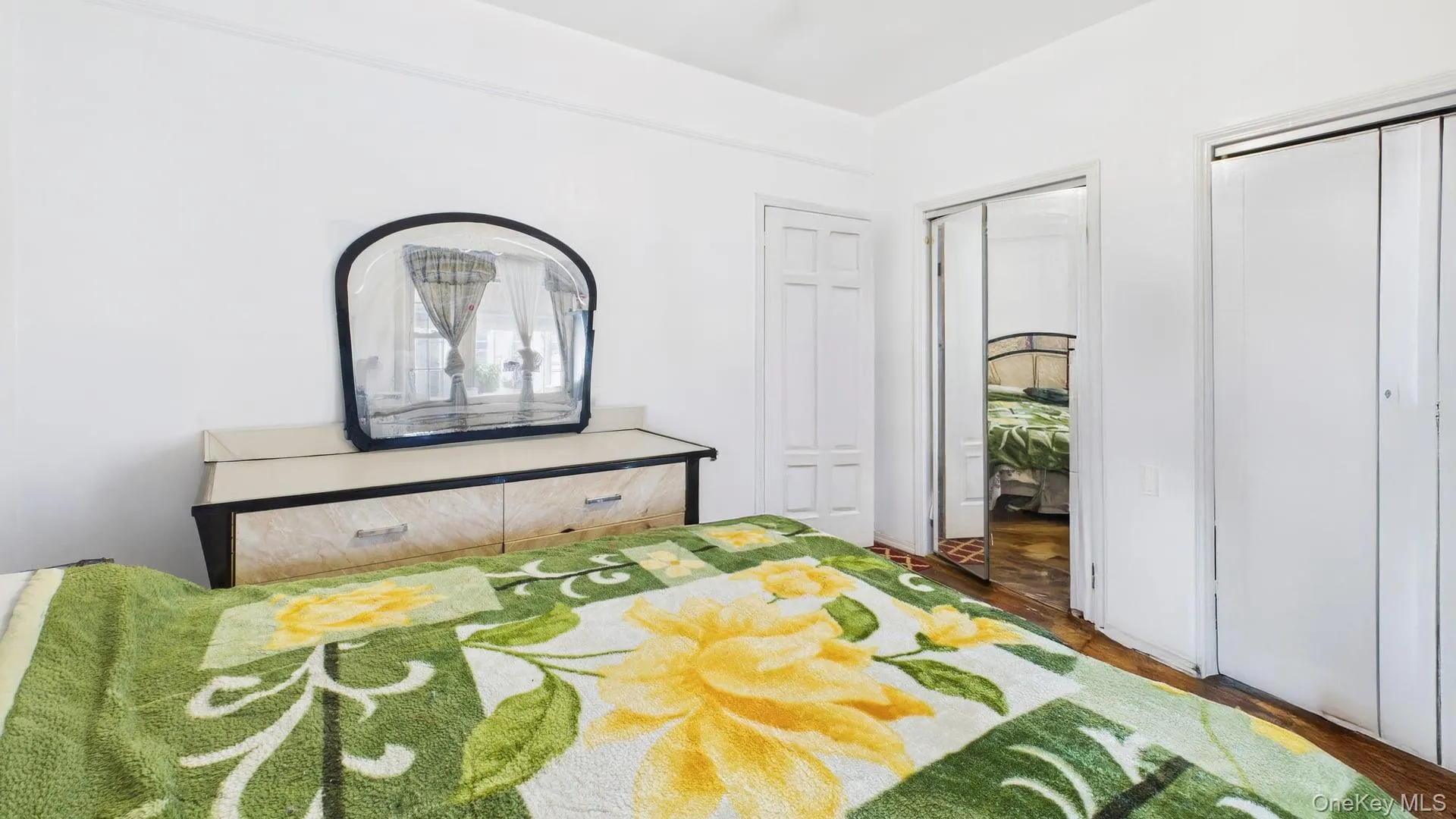 10314 89th Street, New York, NY, 4 Bedrooms Bedrooms, 12 Rooms Rooms,2 BathroomsBathrooms,Residential,For Rent,89th,0,1023784 10314 89th Street, New York, NY, 4 Bedrooms Bedrooms, 12 Rooms Rooms,2 BathroomsBathrooms,Residential,For Rent,89th,0,1023784