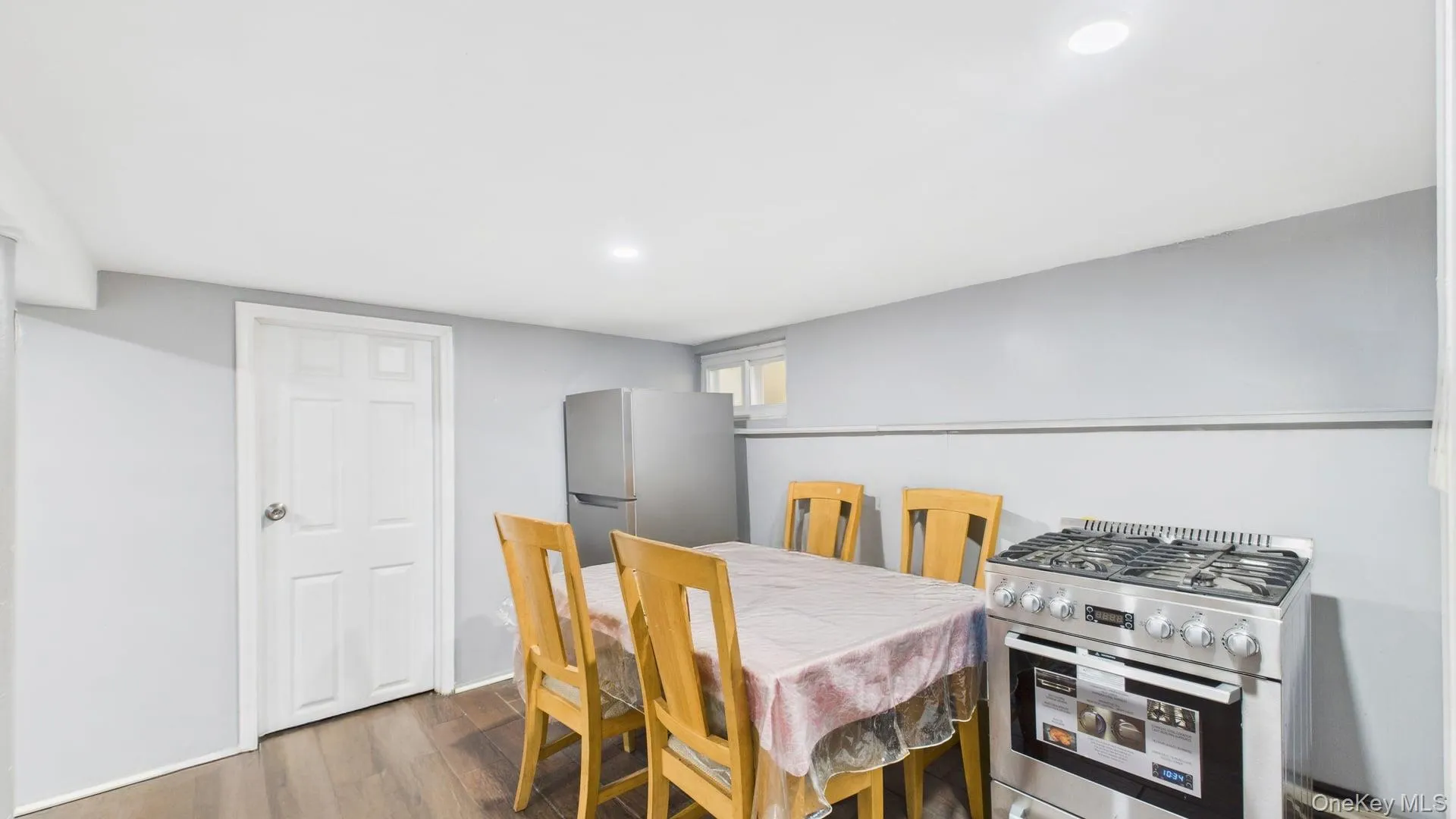 10314 89th Street, New York, NY, 4 Bedrooms Bedrooms, 12 Rooms Rooms,2 BathroomsBathrooms,Residential,For Rent,89th,0,1023784 10314 89th Street, New York, NY, 4 Bedrooms Bedrooms, 12 Rooms Rooms,2 BathroomsBathrooms,Residential,For Rent,89th,0,1023784