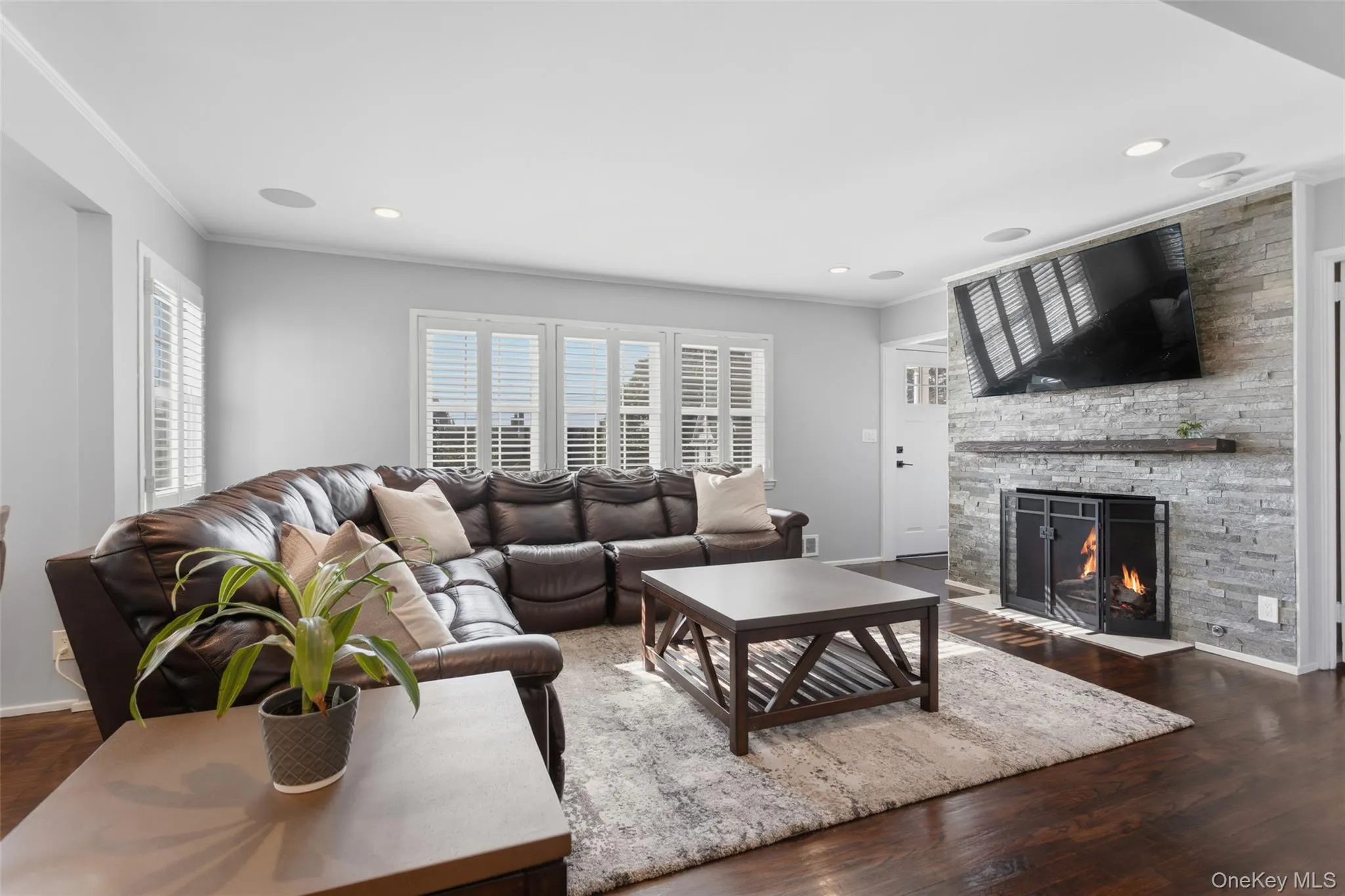 110 Tappan Landing Road, Greenburgh, NY, 4 Bedrooms Bedrooms, 8 Rooms Rooms,2 BathroomsBathrooms,Residential,For Rent,Tappan Landing,0,1023786 110 Tappan Landing Road, Greenburgh, NY, 4 Bedrooms Bedrooms, 8 Rooms Rooms,2 BathroomsBathrooms,Residential,For Rent,Tappan Landing,0,1023786