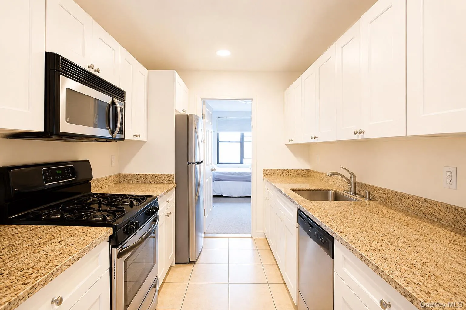333 Broadway, Long Beach, NY, 2 Bedrooms Bedrooms, 5 Rooms Rooms,1 BathroomBathrooms,Residential,For Rent,Broadway,0,1023795 333 Broadway, Long Beach, NY, 2 Bedrooms Bedrooms, 5 Rooms Rooms,1 BathroomBathrooms,Residential,For Rent,Broadway,0,1023795