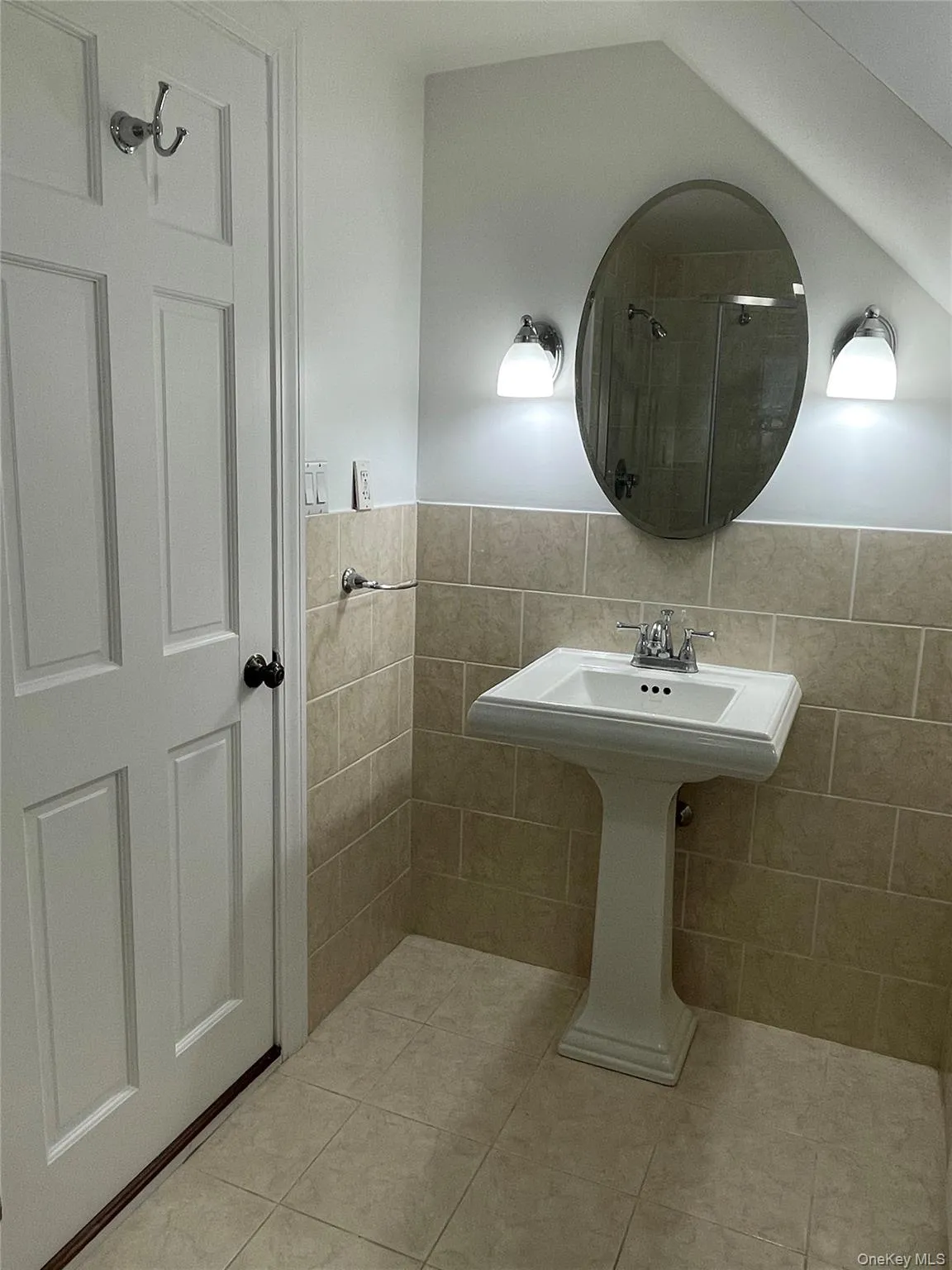 130 E Olive Street, Long Beach, NY, 1 Bedroom Bedrooms, 4 Rooms Rooms,1 BathroomBathrooms,Residential Lease,For Rent,E Olive,0,1023797 130 E Olive Street, Long Beach, NY, 1 Bedroom Bedrooms, 4 Rooms Rooms,1 BathroomBathrooms,Residential Lease,For Rent,E Olive,0,1023797