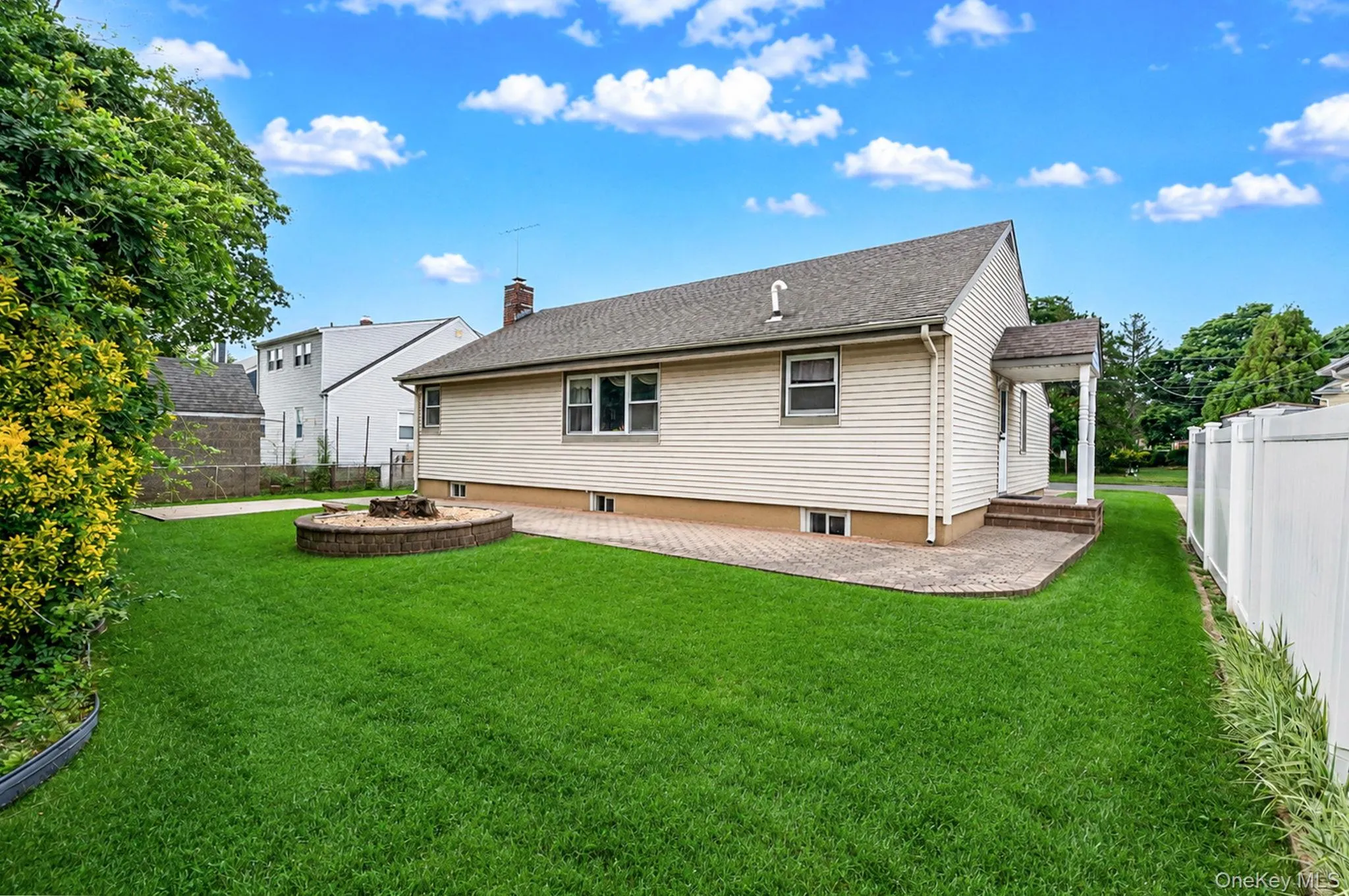 710 Lafayette Avenue, Hempstead, NY, 3 Bedrooms Bedrooms, 6 Rooms Rooms,1 BathroomBathrooms,Residential,For Rent,Lafayette,0,1023799 710 Lafayette Avenue, Hempstead, NY, 3 Bedrooms Bedrooms, 6 Rooms Rooms,1 BathroomBathrooms,Residential,For Rent,Lafayette,0,1023799