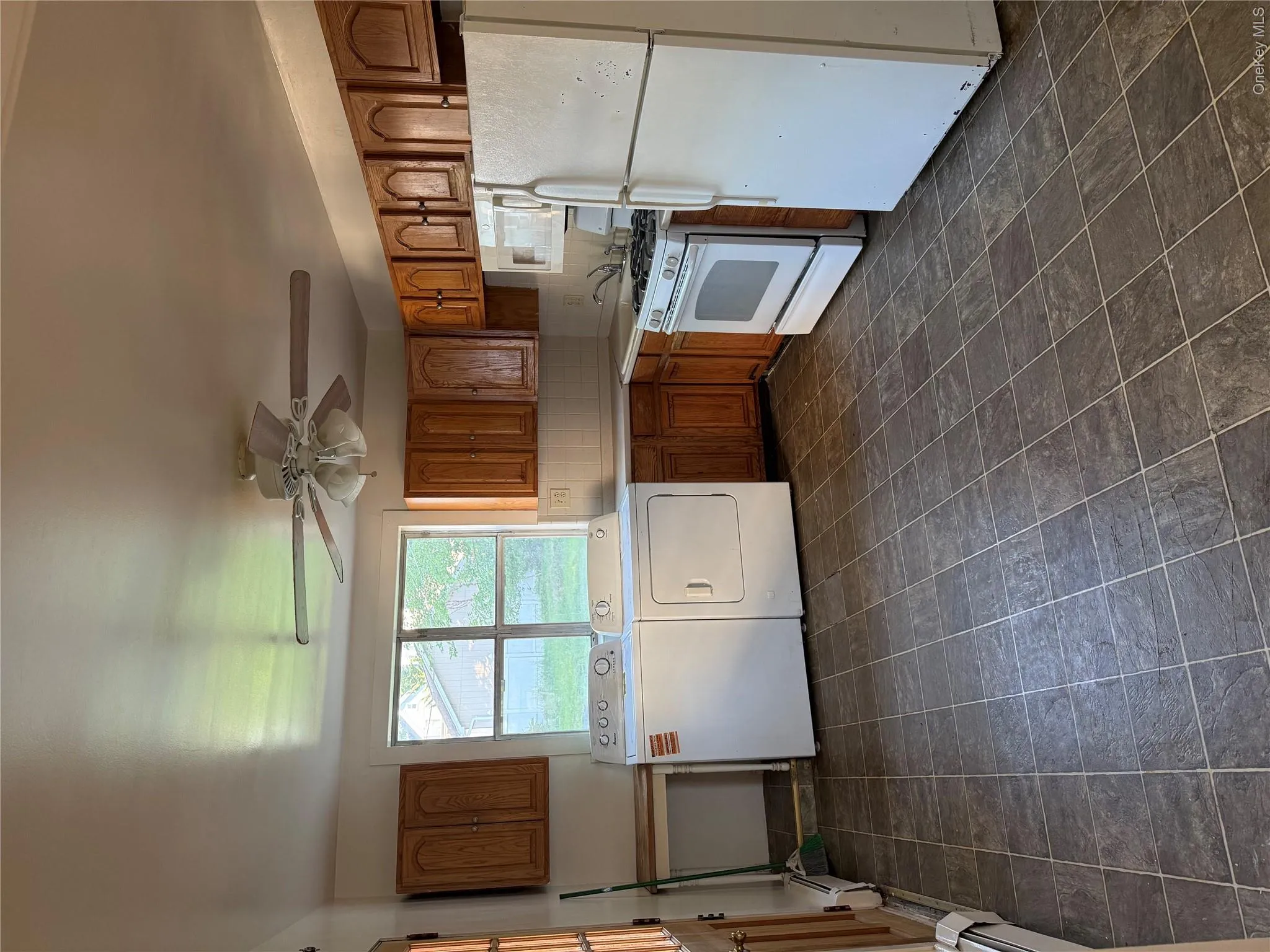 29 Spring Street, Haverstraw, NY, 2 Bedrooms Bedrooms, 4 Rooms Rooms,1 BathroomBathrooms,Residential Lease,For Rent,Spring,0,1023800 29 Spring Street, Haverstraw, NY, 2 Bedrooms Bedrooms, 4 Rooms Rooms,1 BathroomBathrooms,Residential Lease,For Rent,Spring,0,1023800