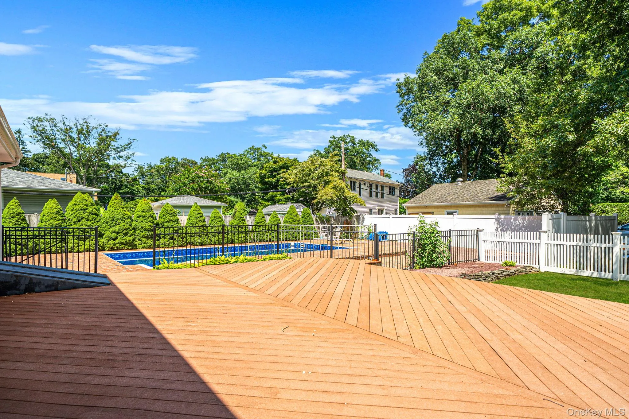 273 Cambon Avenue, Smithtown, NY, 4 Bedrooms Bedrooms, 10 Rooms Rooms,2 BathroomsBathrooms,Residential,For Rent,Cambon,0,1023804 273 Cambon Avenue, Smithtown, NY, 4 Bedrooms Bedrooms, 10 Rooms Rooms,2 BathroomsBathrooms,Residential,For Rent,Cambon,0,1023804