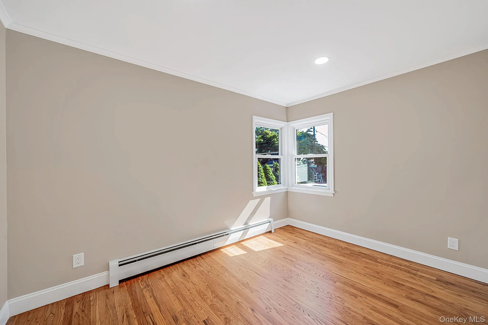 273 Cambon Avenue, Smithtown, NY, 4 Bedrooms Bedrooms, 10 Rooms Rooms,2 BathroomsBathrooms,Residential,For Rent,Cambon,0,1023804 273 Cambon Avenue, Smithtown, NY, 4 Bedrooms Bedrooms, 10 Rooms Rooms,2 BathroomsBathrooms,Residential,For Rent,Cambon,0,1023804