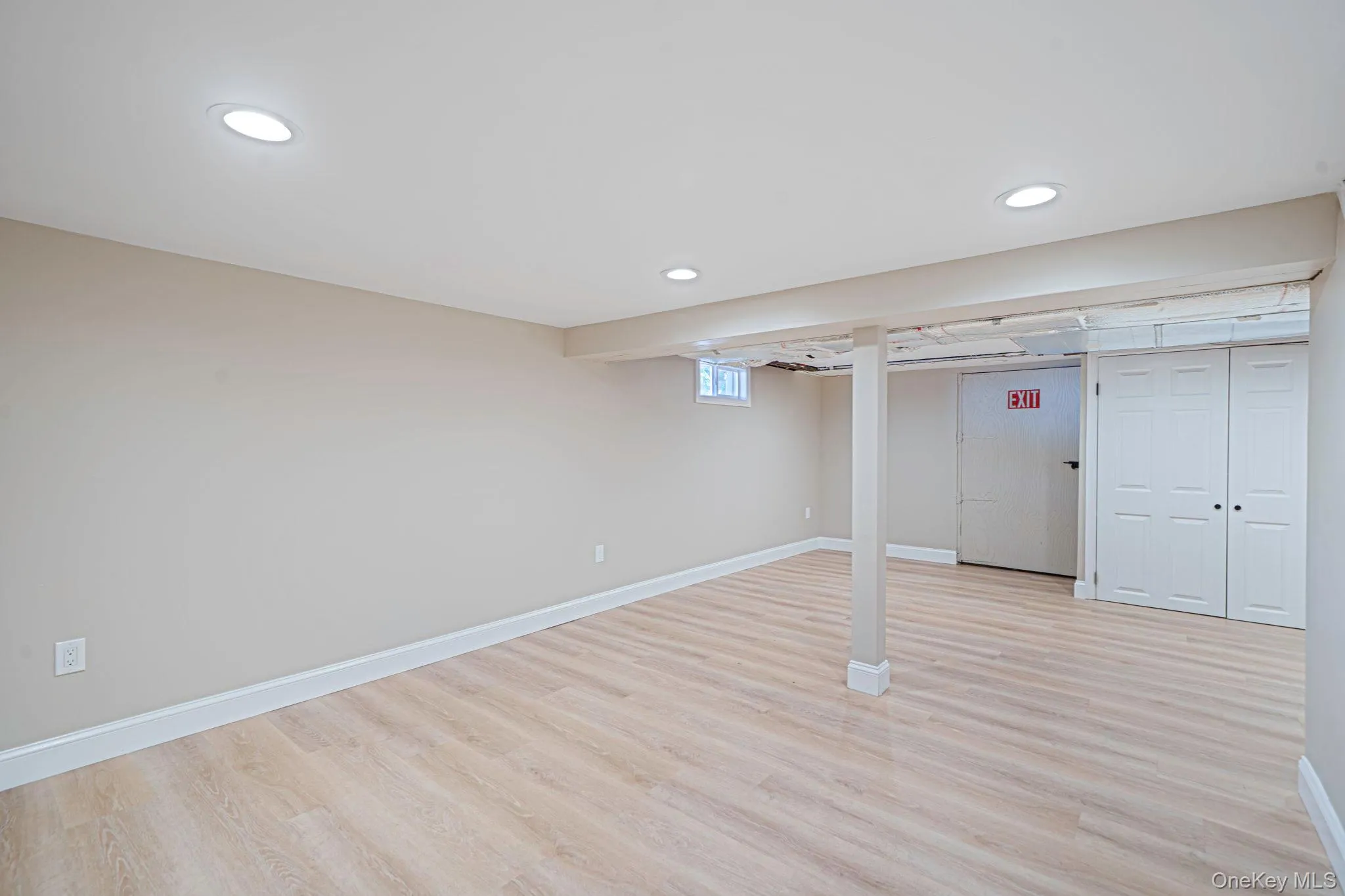 273 Cambon Avenue, Smithtown, NY, 4 Bedrooms Bedrooms, 10 Rooms Rooms,2 BathroomsBathrooms,Residential,For Rent,Cambon,0,1023804 273 Cambon Avenue, Smithtown, NY, 4 Bedrooms Bedrooms, 10 Rooms Rooms,2 BathroomsBathrooms,Residential,For Rent,Cambon,0,1023804