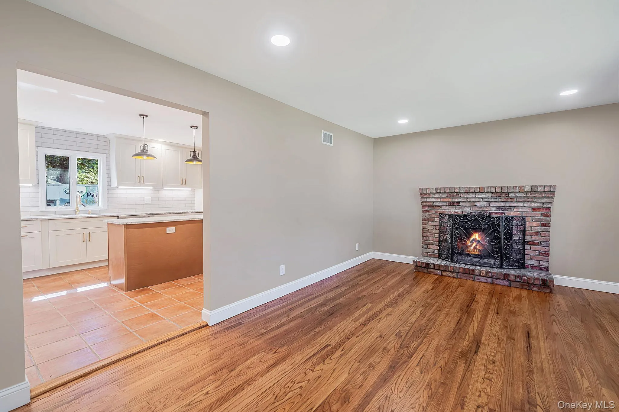 273 Cambon Avenue, Smithtown, NY, 4 Bedrooms Bedrooms, 10 Rooms Rooms,2 BathroomsBathrooms,Residential,For Rent,Cambon,0,1023804 273 Cambon Avenue, Smithtown, NY, 4 Bedrooms Bedrooms, 10 Rooms Rooms,2 BathroomsBathrooms,Residential,For Rent,Cambon,0,1023804