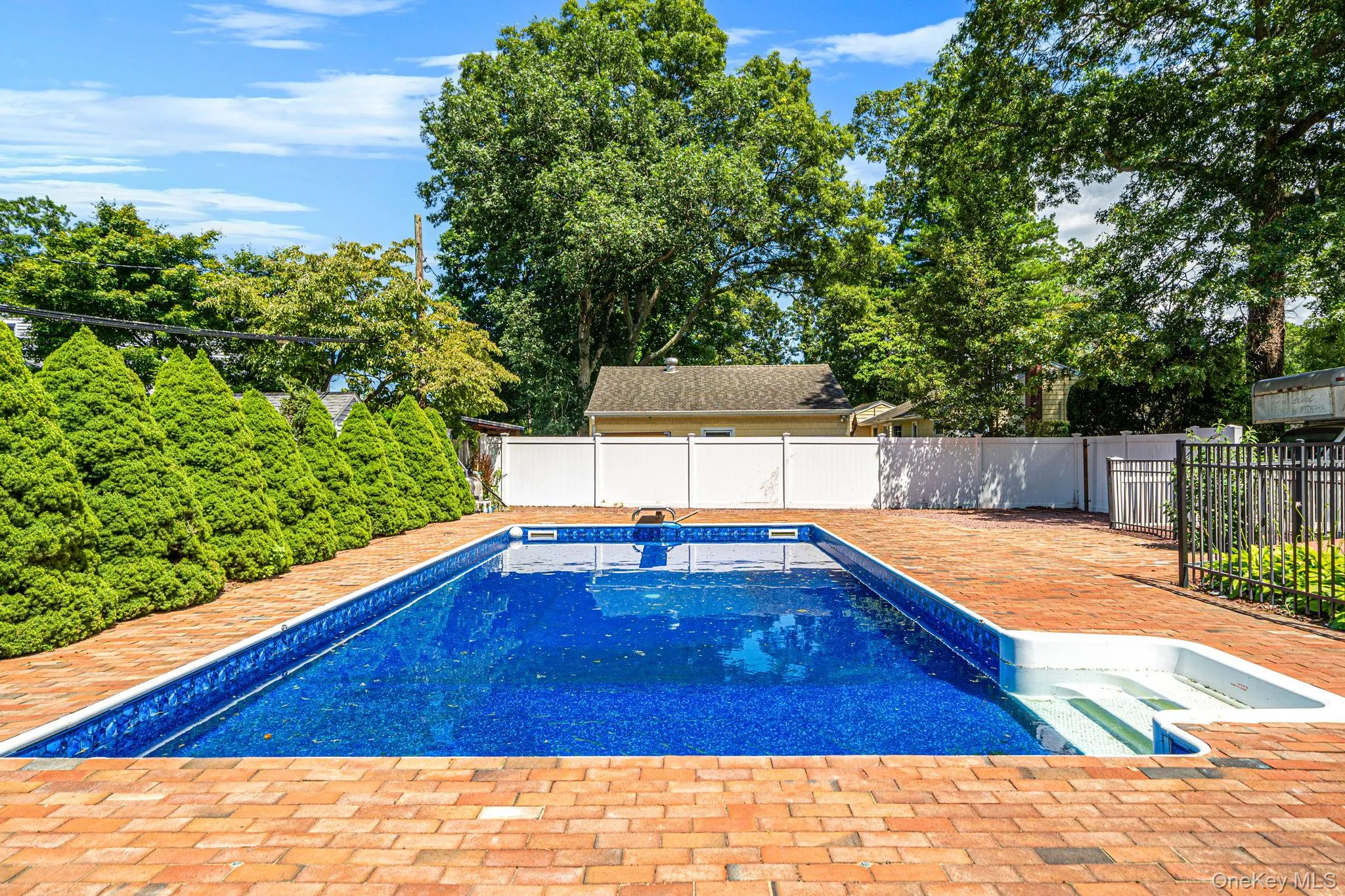 273 Cambon Avenue, Smithtown, NY, 4 Bedrooms Bedrooms, 10 Rooms Rooms,2 BathroomsBathrooms,Residential,For Rent,Cambon,0,1023804 273 Cambon Avenue, Smithtown, NY, 4 Bedrooms Bedrooms, 10 Rooms Rooms,2 BathroomsBathrooms,Residential,For Rent,Cambon,0,1023804