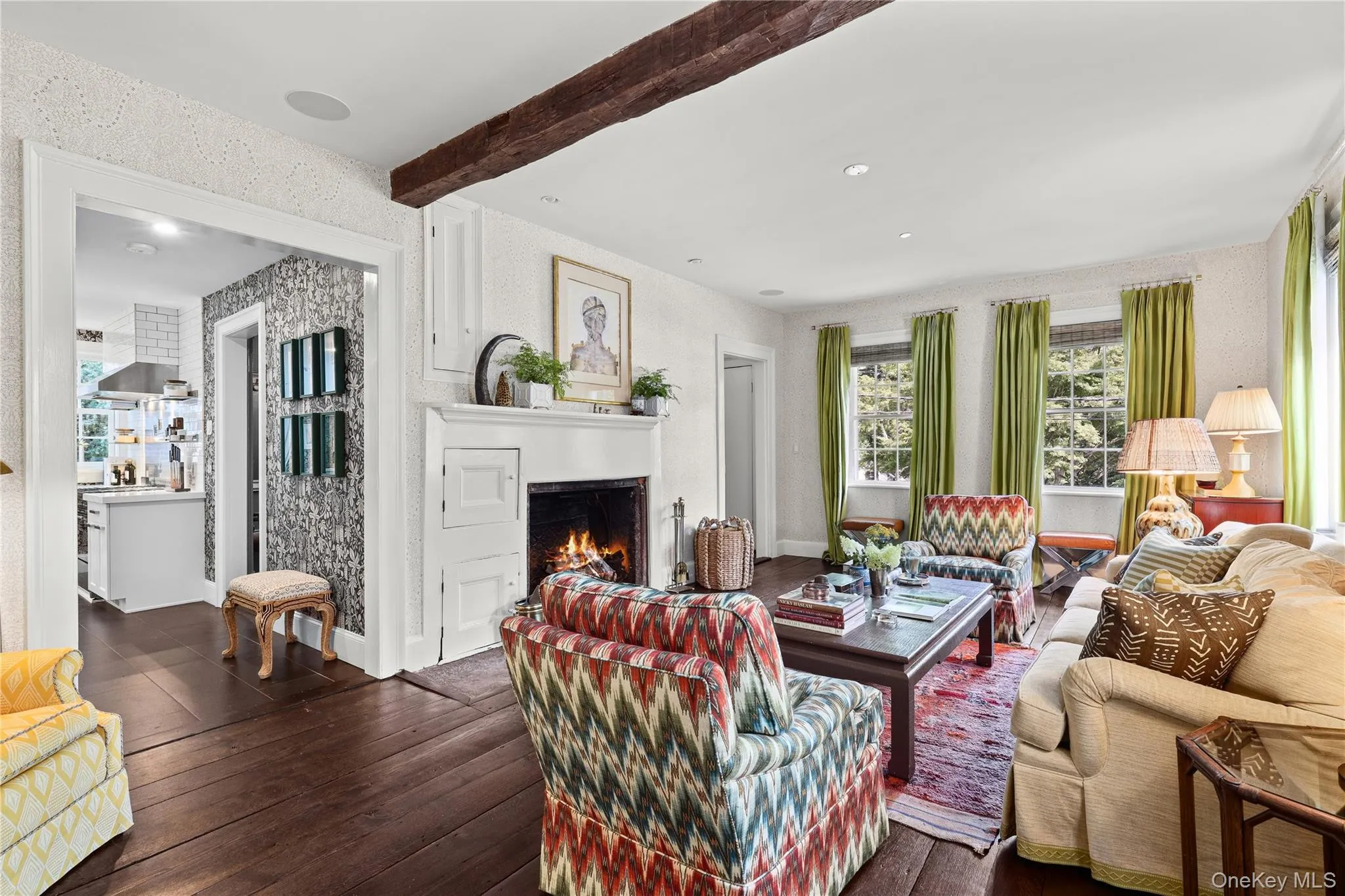 Elegant living room with fireplace, original cooking crane, beehive oven and Parson's cupboard Elegant living room with fireplace, original cooking crane, beehive oven and Parson's cupboard