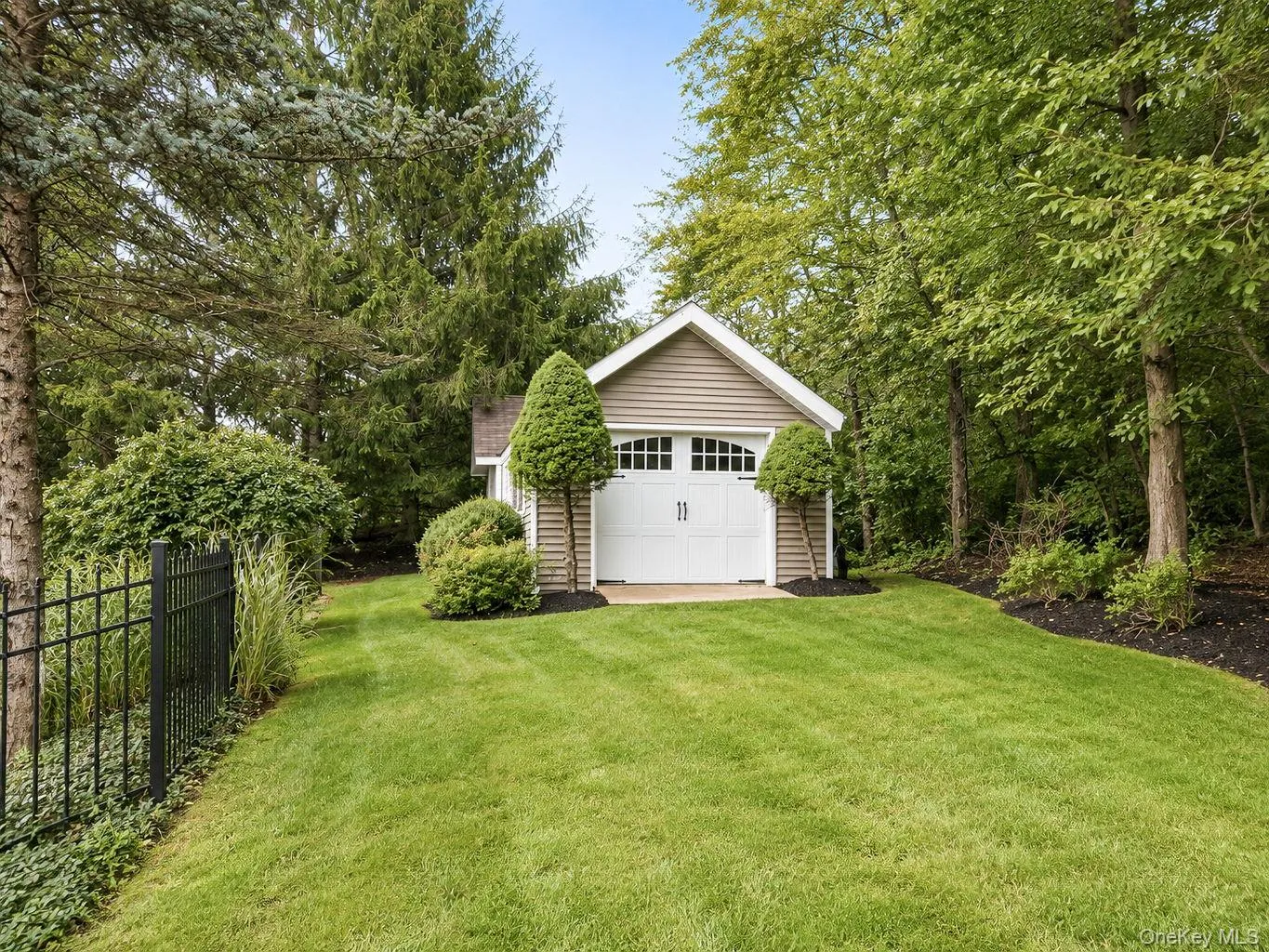10 Sutherland Drive, Woodbury, NY, 4 Bedrooms Bedrooms, 11 Rooms Rooms,2 BathroomsBathrooms,Residential,For Rent,Sutherland,0,1023811 10 Sutherland Drive, Woodbury, NY, 4 Bedrooms Bedrooms, 11 Rooms Rooms,2 BathroomsBathrooms,Residential,For Rent,Sutherland,0,1023811