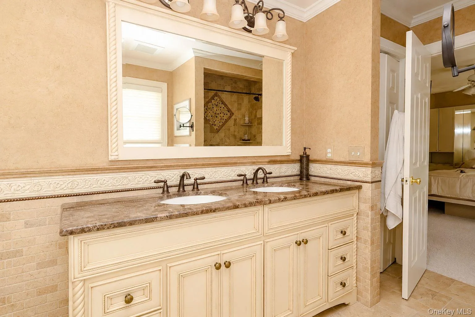 10 Sutherland Drive, Woodbury, NY, 4 Bedrooms Bedrooms, 11 Rooms Rooms,2 BathroomsBathrooms,Residential,For Rent,Sutherland,0,1023811 10 Sutherland Drive, Woodbury, NY, 4 Bedrooms Bedrooms, 11 Rooms Rooms,2 BathroomsBathrooms,Residential,For Rent,Sutherland,0,1023811