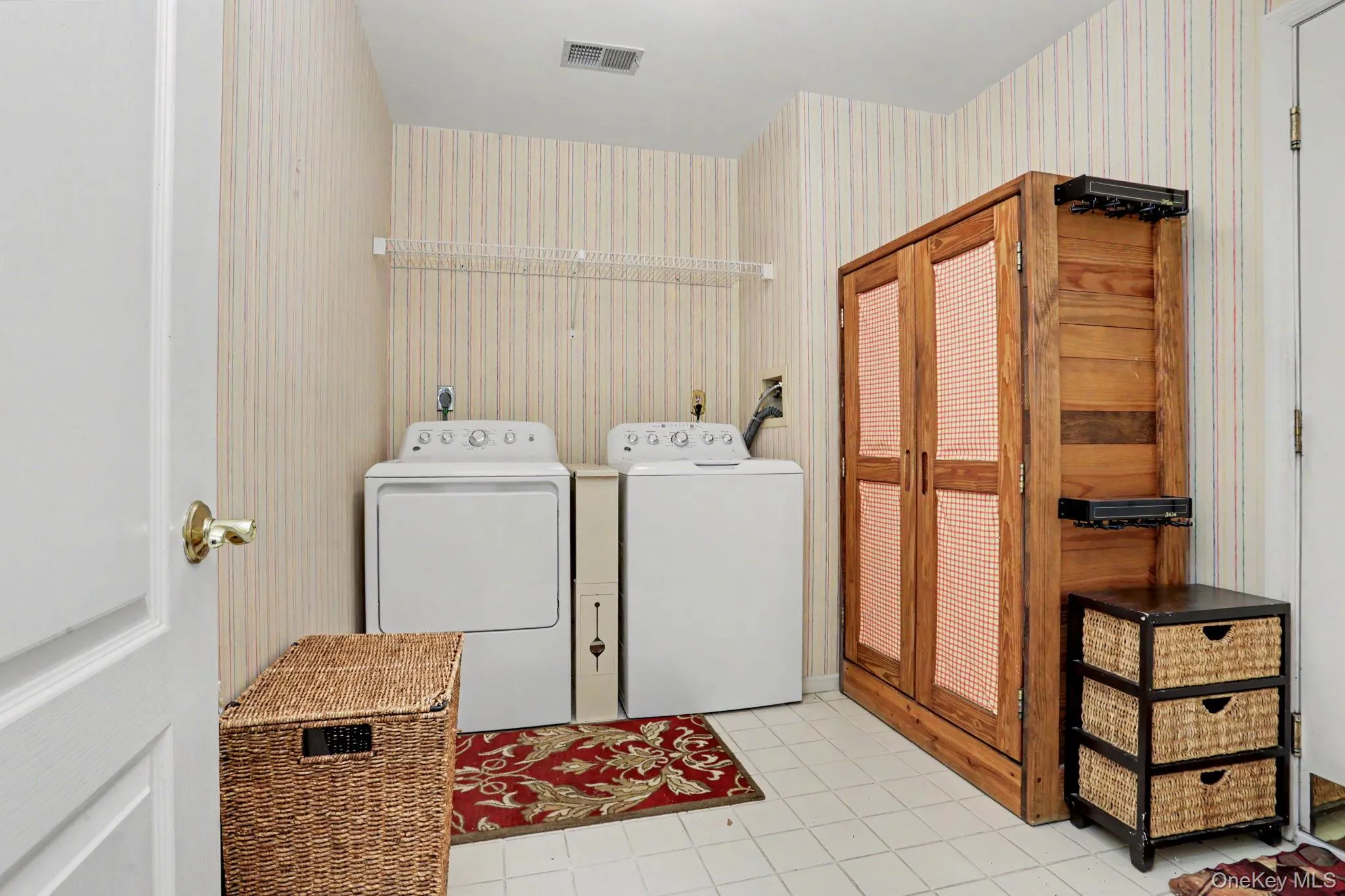 3176 Woodfield Court, Yorktown, NY, 4 Bedrooms Bedrooms, 9 Rooms Rooms,2 BathroomsBathrooms,Residential,For Rent,Woodfield,0,1023812 3176 Woodfield Court, Yorktown, NY, 4 Bedrooms Bedrooms, 9 Rooms Rooms,2 BathroomsBathrooms,Residential,For Rent,Woodfield,0,1023812