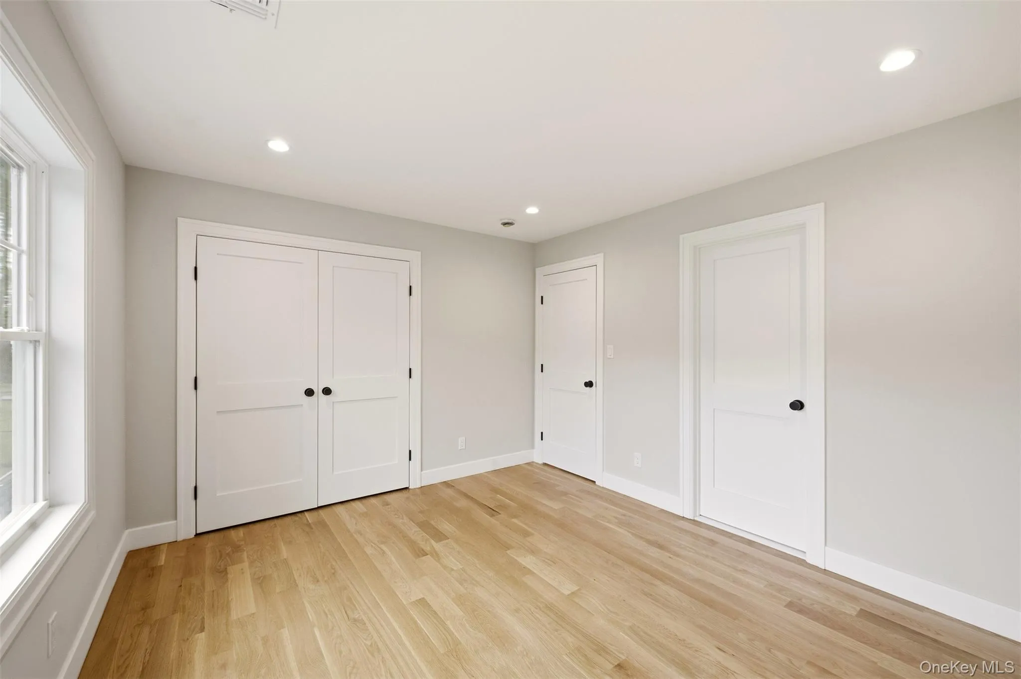 49 Valentine Avenue, Huntington, NY, 5 Bedrooms Bedrooms, 9 Rooms Rooms,4 BathroomsBathrooms,Residential,For Rent,Valentine,0,1023815 49 Valentine Avenue, Huntington, NY, 5 Bedrooms Bedrooms, 9 Rooms Rooms,4 BathroomsBathrooms,Residential,For Rent,Valentine,0,1023815