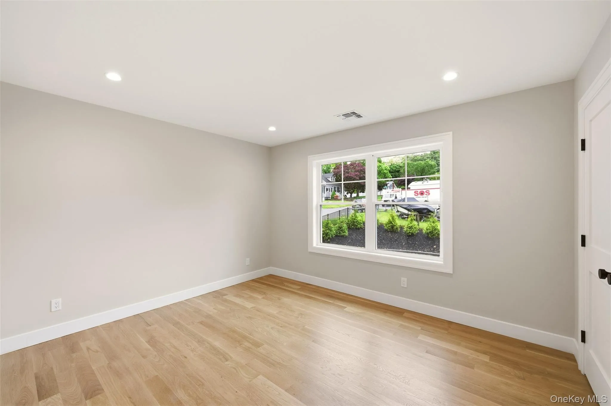 49 Valentine Avenue, Huntington, NY, 5 Bedrooms Bedrooms, 9 Rooms Rooms,4 BathroomsBathrooms,Residential,For Rent,Valentine,0,1023815 49 Valentine Avenue, Huntington, NY, 5 Bedrooms Bedrooms, 9 Rooms Rooms,4 BathroomsBathrooms,Residential,For Rent,Valentine,0,1023815