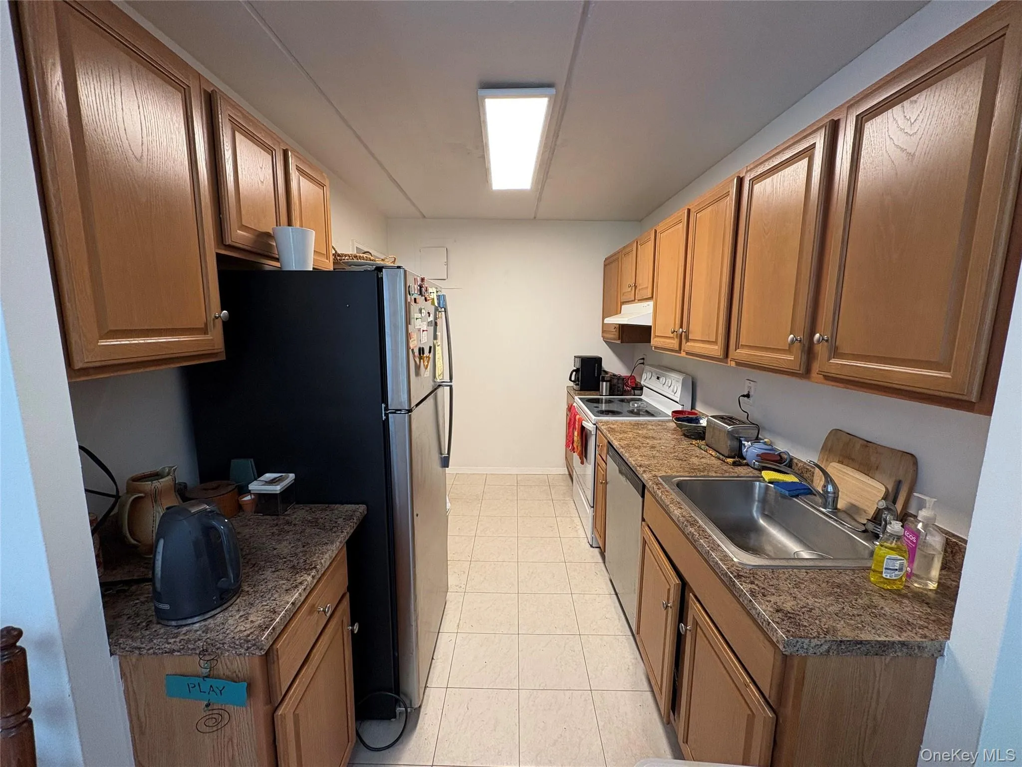 412 Benedict Avenue, Greenburgh, NY, 1 Bedroom Bedrooms, 3 Rooms Rooms,1 BathroomBathrooms,Residential,For Rent,Benedict,0,1023816 412 Benedict Avenue, Greenburgh, NY, 1 Bedroom Bedrooms, 3 Rooms Rooms,1 BathroomBathrooms,Residential,For Rent,Benedict,0,1023816