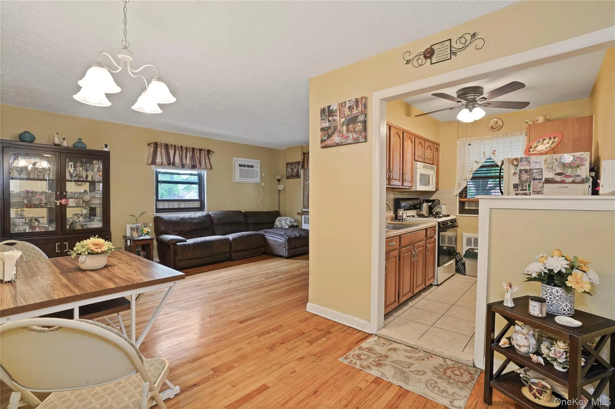 155-45 81st Street, New York, NY, 1 Bedroom Bedrooms, 4 Rooms Rooms,1 BathroomBathrooms,Residential,For Rent,81st,0,1023818 155-45 81st Street, New York, NY, 1 Bedroom Bedrooms, 4 Rooms Rooms,1 BathroomBathrooms,Residential,For Rent,81st,0,1023818