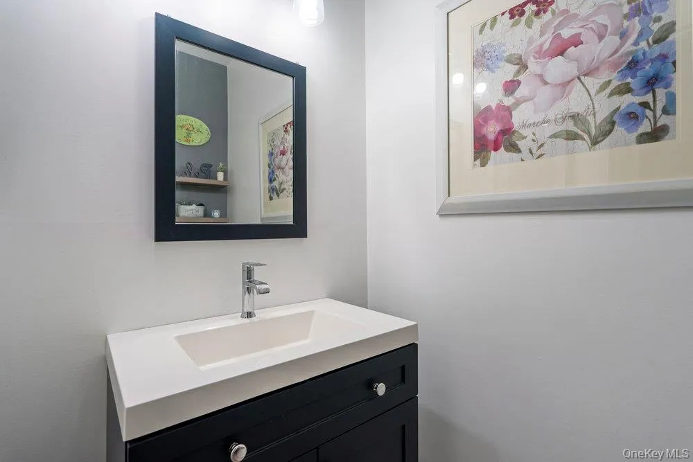 824 Birchwood Park Drive, Brookhaven, NY, 3 Bedrooms Bedrooms, 9 Rooms Rooms,2 BathroomsBathrooms,Residential,For Rent,Birchwood Park,0,1023820 824 Birchwood Park Drive, Brookhaven, NY, 3 Bedrooms Bedrooms, 9 Rooms Rooms,2 BathroomsBathrooms,Residential,For Rent,Birchwood Park,0,1023820