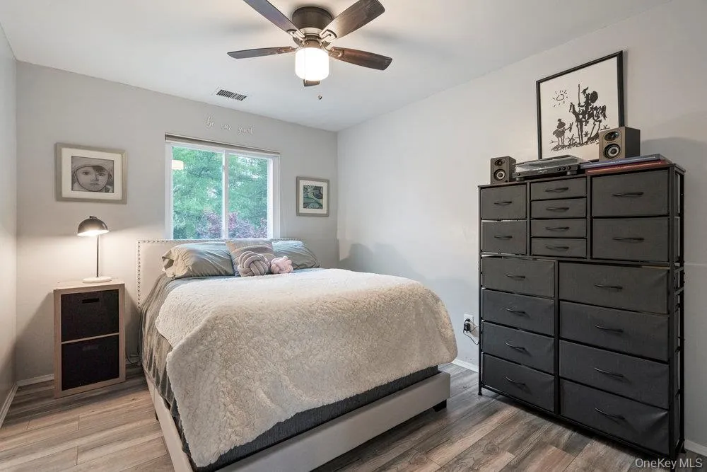 824 Birchwood Park Drive, Brookhaven, NY, 3 Bedrooms Bedrooms, 9 Rooms Rooms,2 BathroomsBathrooms,Residential,For Rent,Birchwood Park,0,1023820 824 Birchwood Park Drive, Brookhaven, NY, 3 Bedrooms Bedrooms, 9 Rooms Rooms,2 BathroomsBathrooms,Residential,For Rent,Birchwood Park,0,1023820