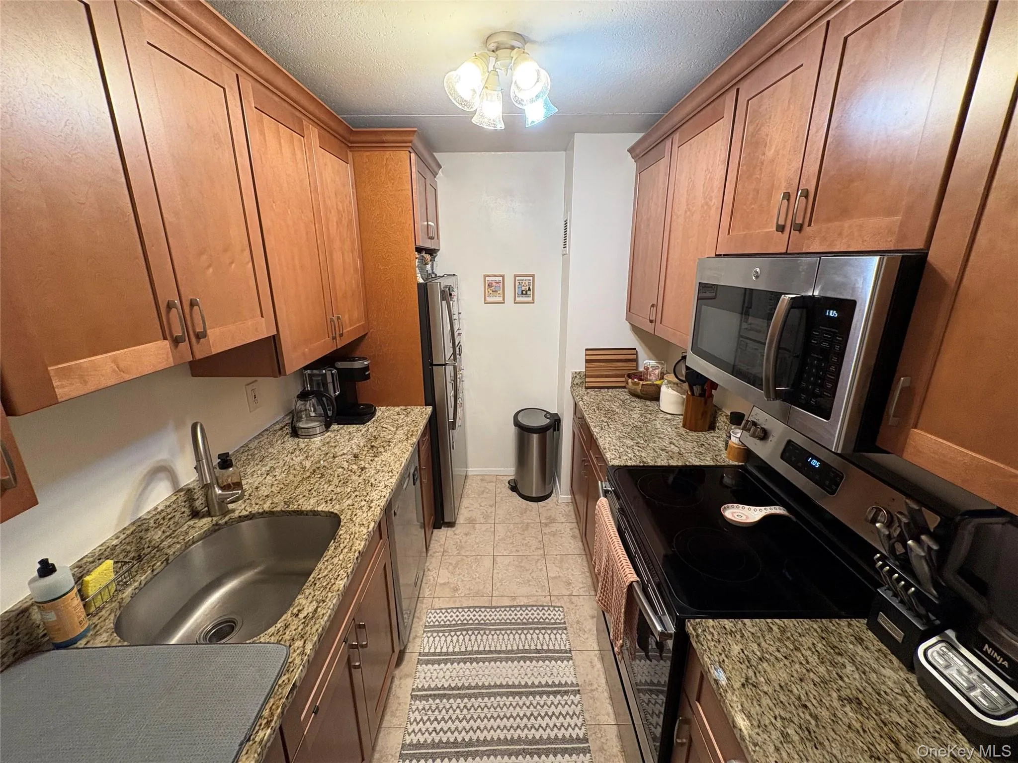 412 Benedict Avenue, Greenburgh, NY, 1 Bedroom Bedrooms, 3 Rooms Rooms,1 BathroomBathrooms,Residential,For Rent,Benedict,0,1023821 412 Benedict Avenue, Greenburgh, NY, 1 Bedroom Bedrooms, 3 Rooms Rooms,1 BathroomBathrooms,Residential,For Rent,Benedict,0,1023821