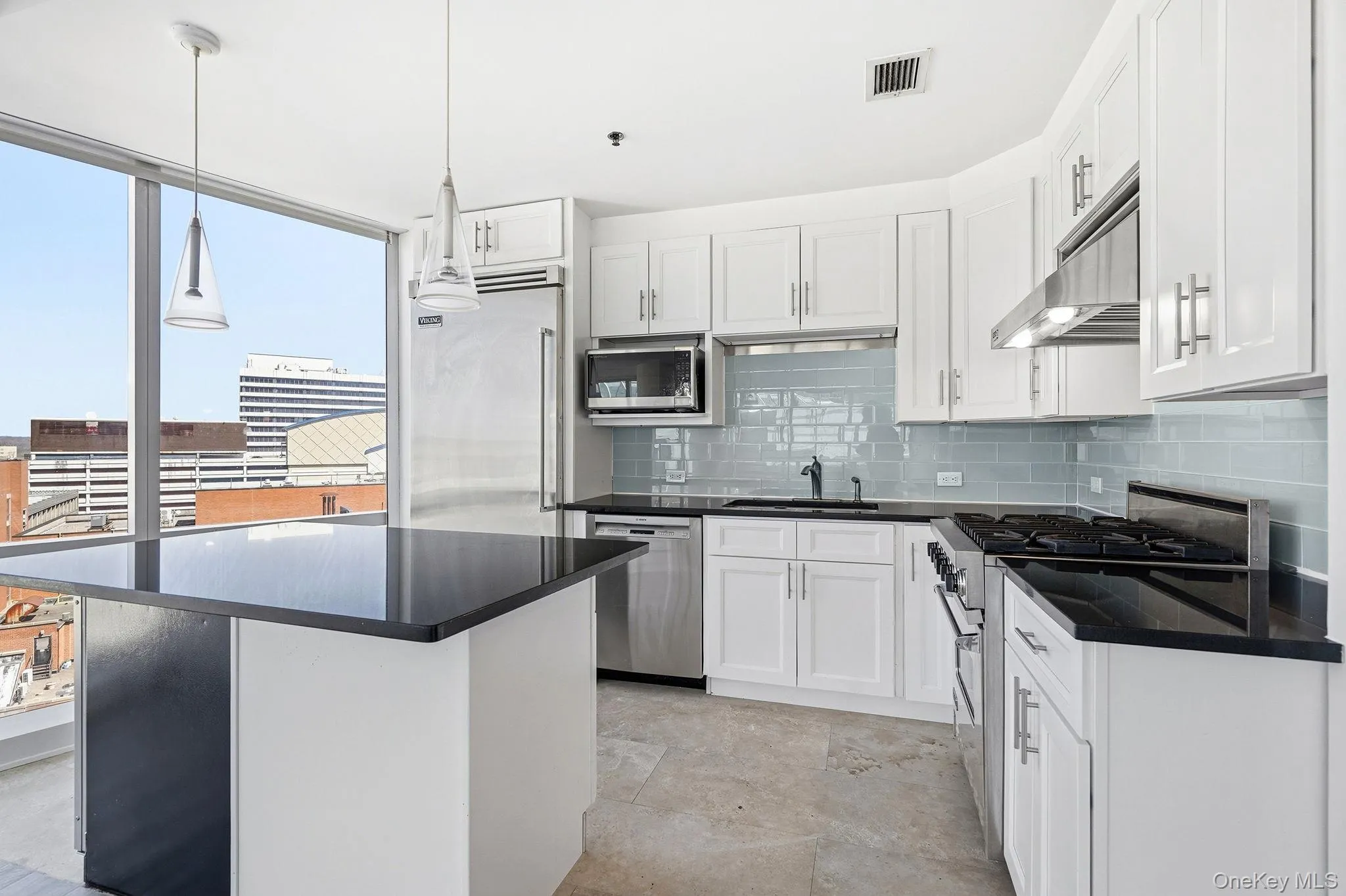 1 Renaissance Square, White Plains, NY, 3 Bedrooms Bedrooms, 6 Rooms Rooms,3 BathroomsBathrooms,Residential Lease,For Rent,Renaissance,0,1023823 1 Renaissance Square, White Plains, NY, 3 Bedrooms Bedrooms, 6 Rooms Rooms,3 BathroomsBathrooms,Residential Lease,For Rent,Renaissance,0,1023823