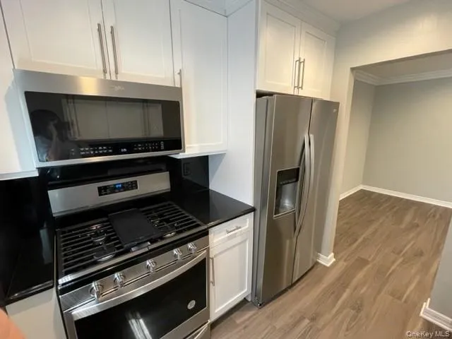91 South Clinton Avenue, Islip, NY, 2 Bedrooms Bedrooms, 5 Rooms Rooms,2 BathroomsBathrooms,Residential Lease,For Rent,South Clinton,0,1023827 91 South Clinton Avenue, Islip, NY, 2 Bedrooms Bedrooms, 5 Rooms Rooms,2 BathroomsBathrooms,Residential Lease,For Rent,South Clinton,0,1023827