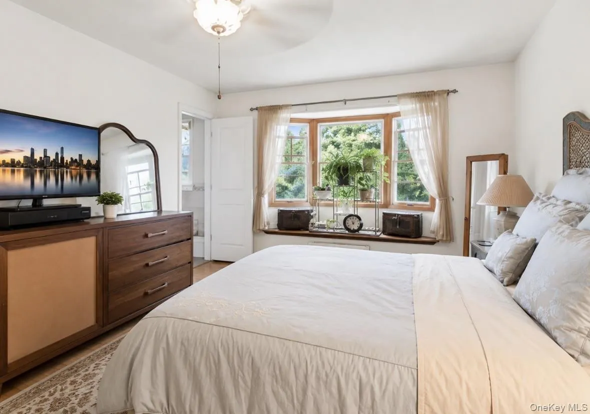 23 Maryetta Court, Oyster Bay, NY, 4 Bedrooms Bedrooms, 8 Rooms Rooms,2 BathroomsBathrooms,Residential,For Rent,Maryetta,0,1023828 23 Maryetta Court, Oyster Bay, NY, 4 Bedrooms Bedrooms, 8 Rooms Rooms,2 BathroomsBathrooms,Residential,For Rent,Maryetta,0,1023828