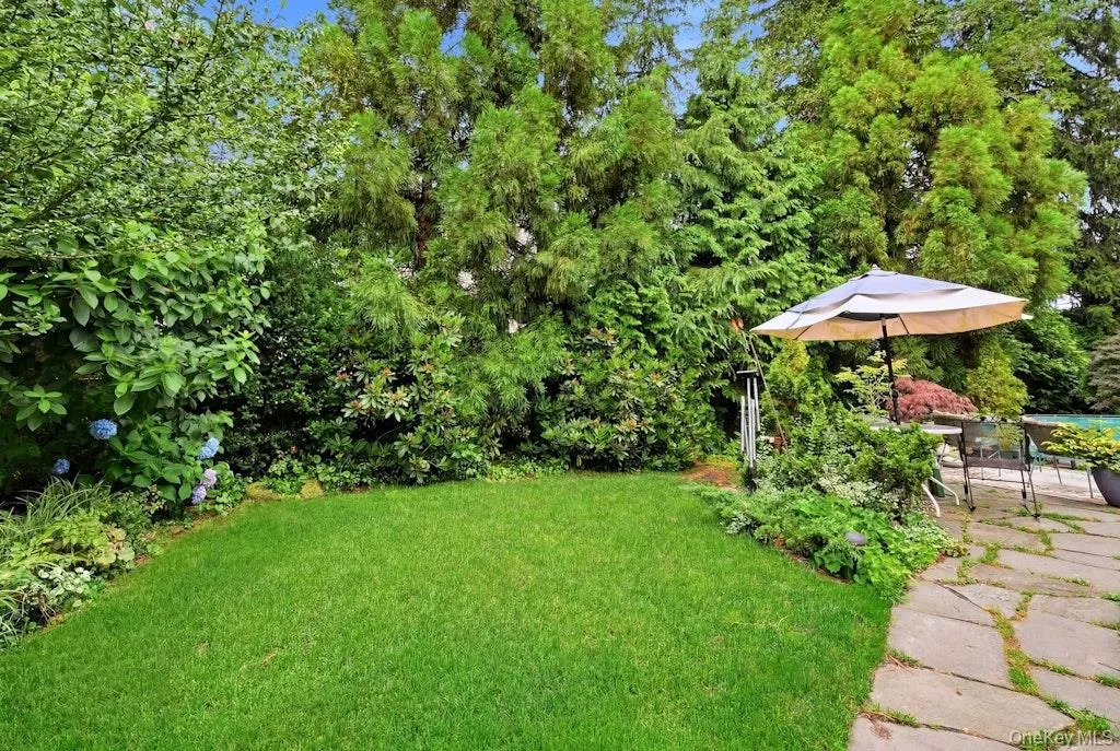 23 Maryetta Court, Oyster Bay, NY, 4 Bedrooms Bedrooms, 8 Rooms Rooms,2 BathroomsBathrooms,Residential,For Rent,Maryetta,0,1023828 23 Maryetta Court, Oyster Bay, NY, 4 Bedrooms Bedrooms, 8 Rooms Rooms,2 BathroomsBathrooms,Residential,For Rent,Maryetta,0,1023828