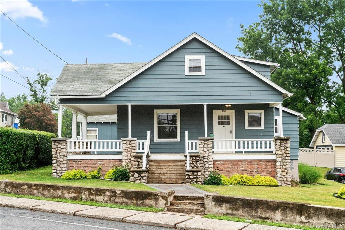 453 Route 17M, Middletown, NY, 2 Bedrooms Bedrooms, 4 Rooms Rooms,1 BathroomBathrooms,Residential Lease,For Rent,Route 17M,0,1023831 453 Route 17M, Middletown, NY, 2 Bedrooms Bedrooms, 4 Rooms Rooms,1 BathroomBathrooms,Residential Lease,For Rent,Route 17M,0,1023831