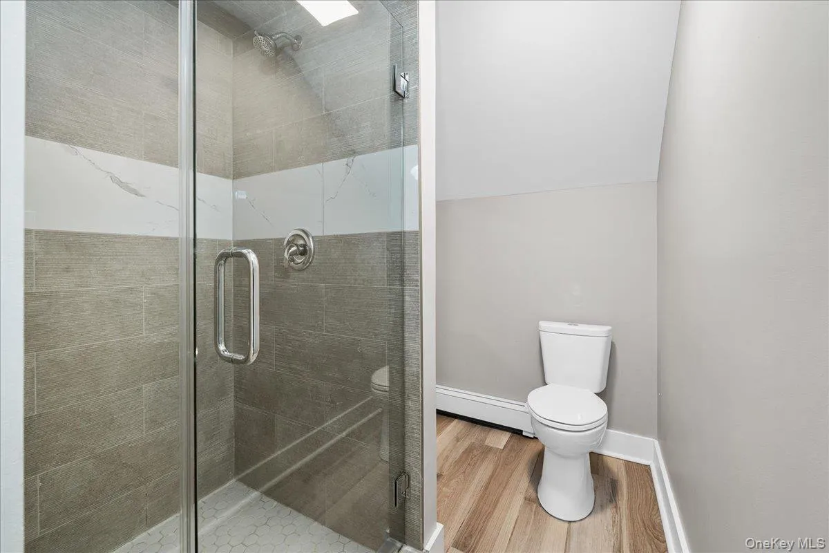 453 Route 17M, Middletown, NY, 2 Bedrooms Bedrooms, 4 Rooms Rooms,1 BathroomBathrooms,Residential Lease,For Rent,Route 17M,0,1023831 453 Route 17M, Middletown, NY, 2 Bedrooms Bedrooms, 4 Rooms Rooms,1 BathroomBathrooms,Residential Lease,For Rent,Route 17M,0,1023831