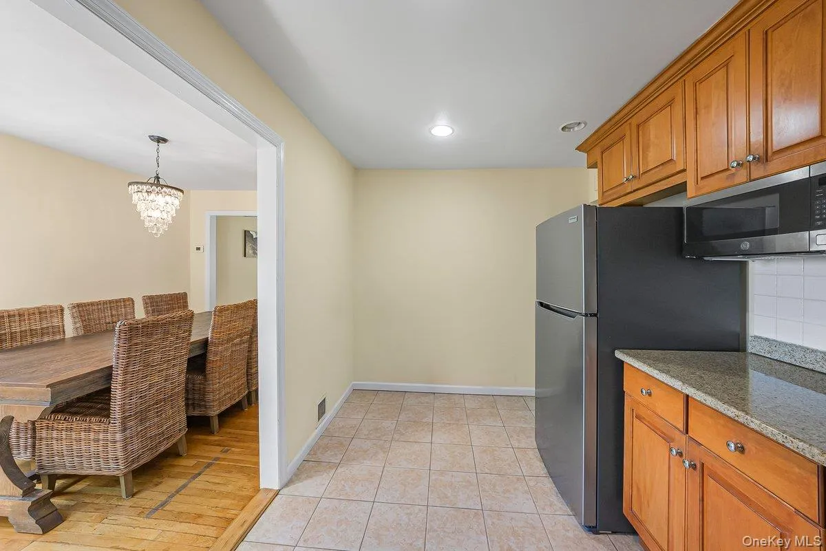 104 Lefferts Road, Yonkers, NY, 4 Bedrooms Bedrooms, 8 Rooms Rooms,1 BathroomBathrooms,Residential,For Rent,Lefferts,0,1023836 104 Lefferts Road, Yonkers, NY, 4 Bedrooms Bedrooms, 8 Rooms Rooms,1 BathroomBathrooms,Residential,For Rent,Lefferts,0,1023836