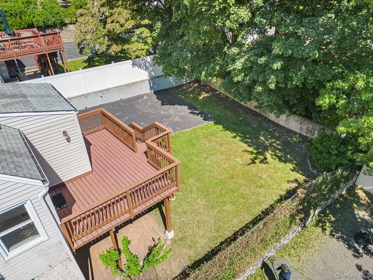 104 Lefferts Road, Yonkers, NY, 4 Bedrooms Bedrooms, 8 Rooms Rooms,1 BathroomBathrooms,Residential,For Rent,Lefferts,0,1023836 104 Lefferts Road, Yonkers, NY, 4 Bedrooms Bedrooms, 8 Rooms Rooms,1 BathroomBathrooms,Residential,For Rent,Lefferts,0,1023836