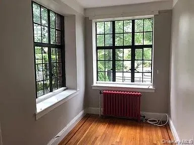 2 Westchester Avenue, White Plains, NY, 2 Bedrooms Bedrooms, 5 Rooms Rooms,1 BathroomBathrooms,Residential Lease,For Rent,Westchester Avenue,0,1023839 2 Westchester Avenue, White Plains, NY, 2 Bedrooms Bedrooms, 5 Rooms Rooms,1 BathroomBathrooms,Residential Lease,For Rent,Westchester Avenue,0,1023839