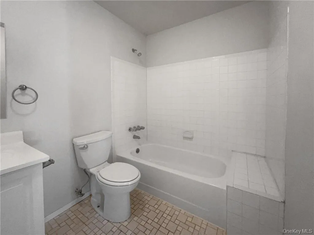 11 Frost Valley Drive, Brookhaven, NY, 3 Bedrooms Bedrooms, 8 Rooms Rooms,2 BathroomsBathrooms,Residential,For Rent,Frost Valley,0,1023843 11 Frost Valley Drive, Brookhaven, NY, 3 Bedrooms Bedrooms, 8 Rooms Rooms,2 BathroomsBathrooms,Residential,For Rent,Frost Valley,0,1023843