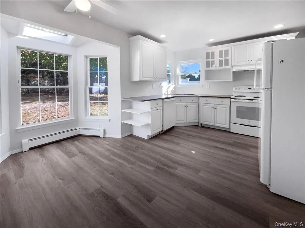 11 Frost Valley Drive, Brookhaven, NY, 3 Bedrooms Bedrooms, 8 Rooms Rooms,2 BathroomsBathrooms,Residential,For Rent,Frost Valley,0,1023843 11 Frost Valley Drive, Brookhaven, NY, 3 Bedrooms Bedrooms, 8 Rooms Rooms,2 BathroomsBathrooms,Residential,For Rent,Frost Valley,0,1023843