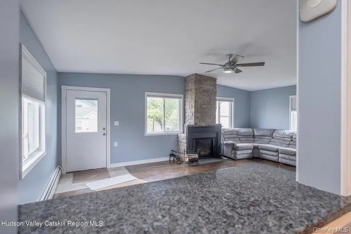 583 Savoy Street, Ulster, NY, 3 Bedrooms Bedrooms, 6 Rooms Rooms,1 BathroomBathrooms,Residential,For Rent,Savoy,0,1023848 583 Savoy Street, Ulster, NY, 3 Bedrooms Bedrooms, 6 Rooms Rooms,1 BathroomBathrooms,Residential,For Rent,Savoy,0,1023848
