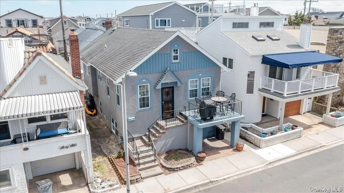 34 Connecticut Avenue, Long Beach, NY, 3 Bedrooms Bedrooms, 9 Rooms Rooms,3 BathroomsBathrooms,Residential Lease,For Rent,Connecticut,0,1023849 34 Connecticut Avenue, Long Beach, NY, 3 Bedrooms Bedrooms, 9 Rooms Rooms,3 BathroomsBathrooms,Residential Lease,For Rent,Connecticut,0,1023849