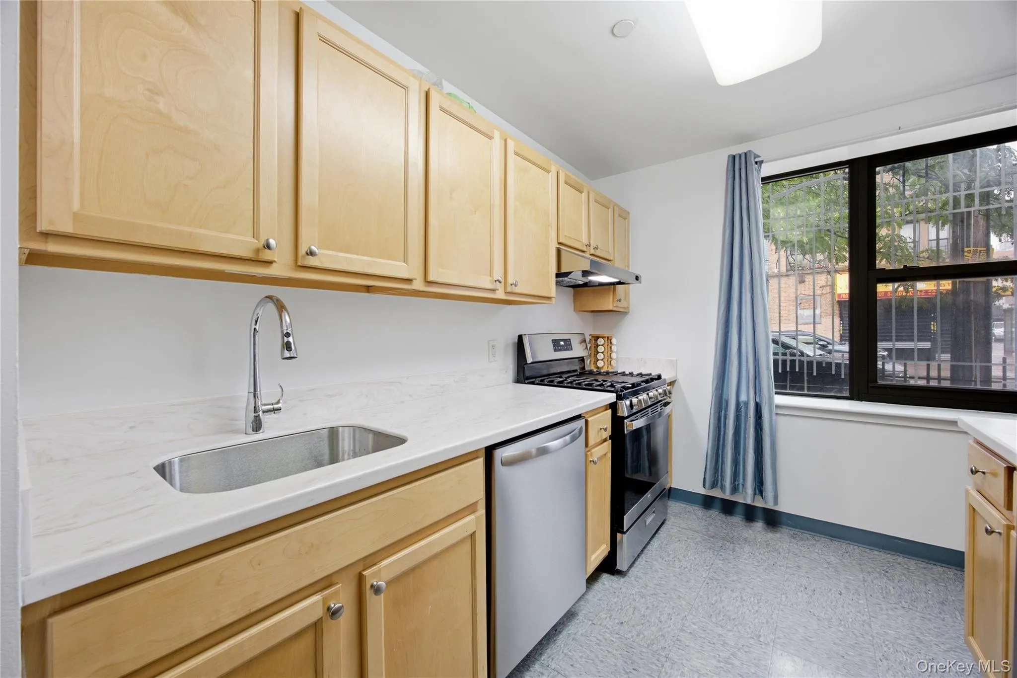 118 Schenectady Avenue, New York, NY, 2 Bedrooms Bedrooms, 4 Rooms Rooms,1 BathroomBathrooms,Residential,For Rent,Schenectady,0,1023855 118 Schenectady Avenue, New York, NY, 2 Bedrooms Bedrooms, 4 Rooms Rooms,1 BathroomBathrooms,Residential,For Rent,Schenectady,0,1023855