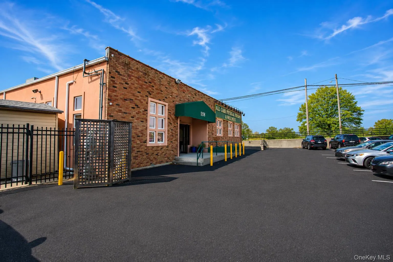 1158 Atlantic Avenue, Hempstead, NY, ,Commercial Lease,For Rent,Atlantic,0,1023860 1158 Atlantic Avenue, Hempstead, NY, ,Commercial Lease,For Rent,Atlantic,0,1023860