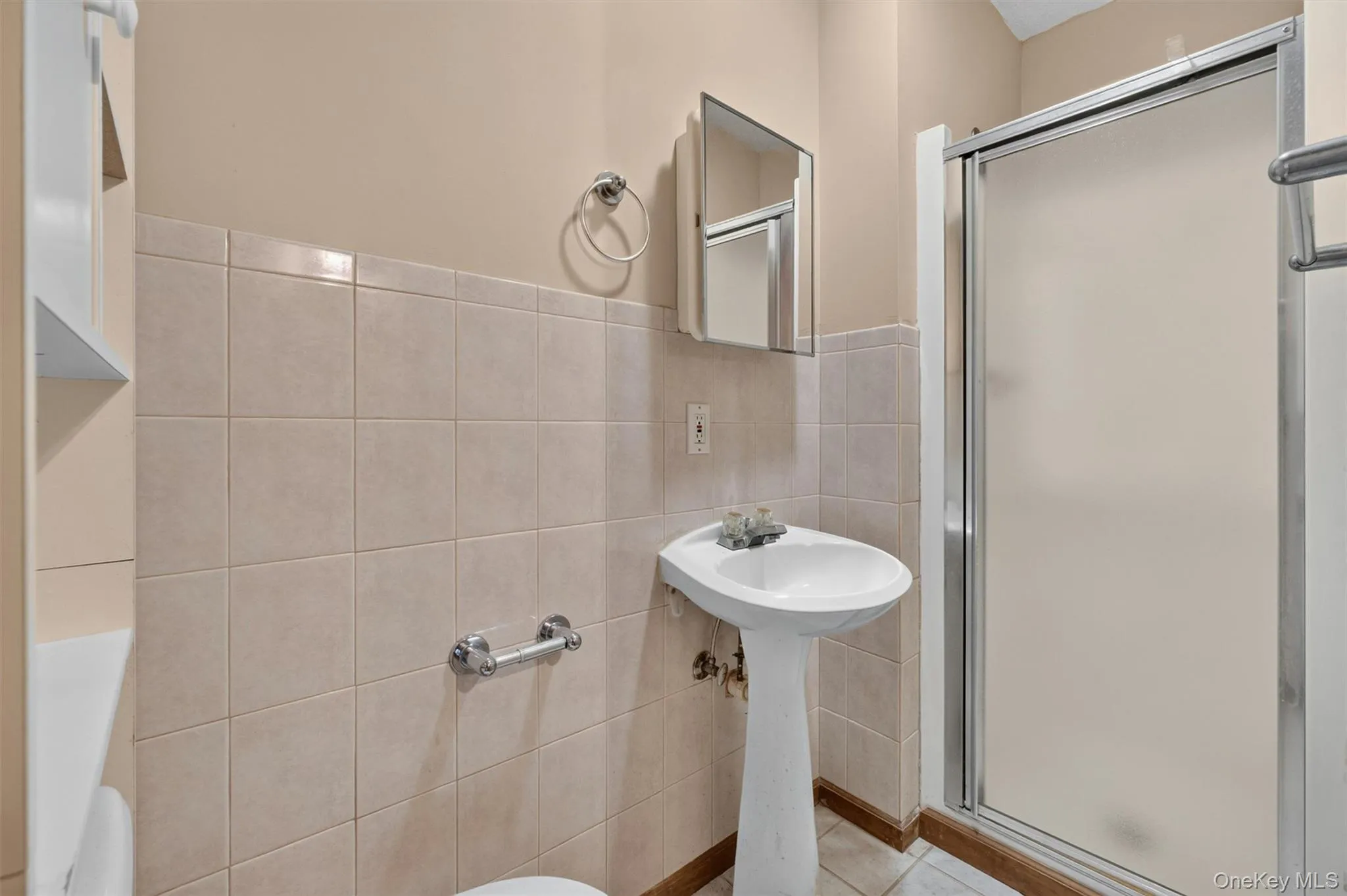 25 Red Mills Road, Shawangunk, NY, 3 Bedrooms Bedrooms, 8 Rooms Rooms,3 BathroomsBathrooms,Residential,For Rent,Red Mills,0,1023862 25 Red Mills Road, Shawangunk, NY, 3 Bedrooms Bedrooms, 8 Rooms Rooms,3 BathroomsBathrooms,Residential,For Rent,Red Mills,0,1023862