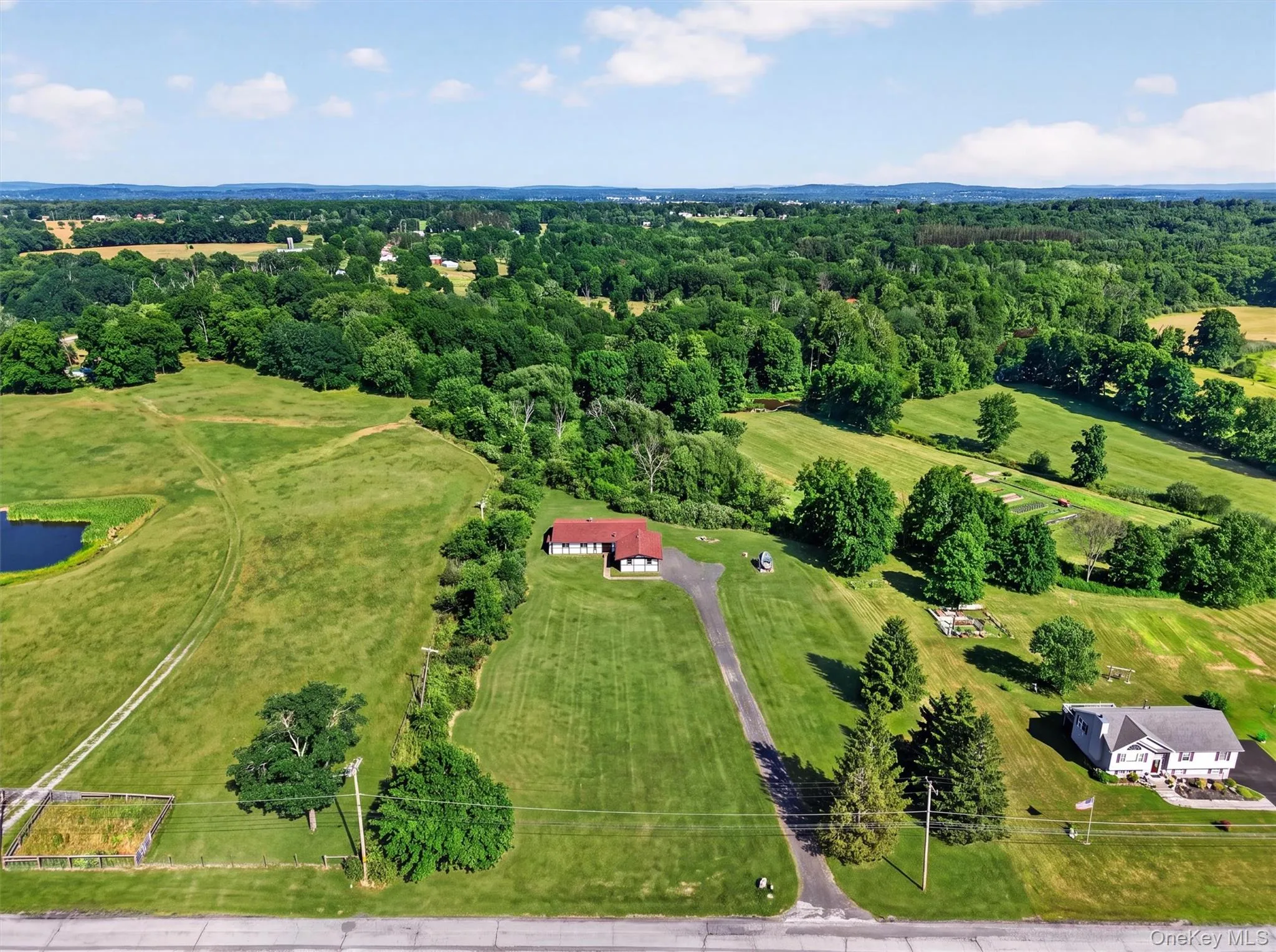 25 Red Mills Road, Shawangunk, NY, 3 Bedrooms Bedrooms, 8 Rooms Rooms,3 BathroomsBathrooms,Residential,For Rent,Red Mills,0,1023862 25 Red Mills Road, Shawangunk, NY, 3 Bedrooms Bedrooms, 8 Rooms Rooms,3 BathroomsBathrooms,Residential,For Rent,Red Mills,0,1023862