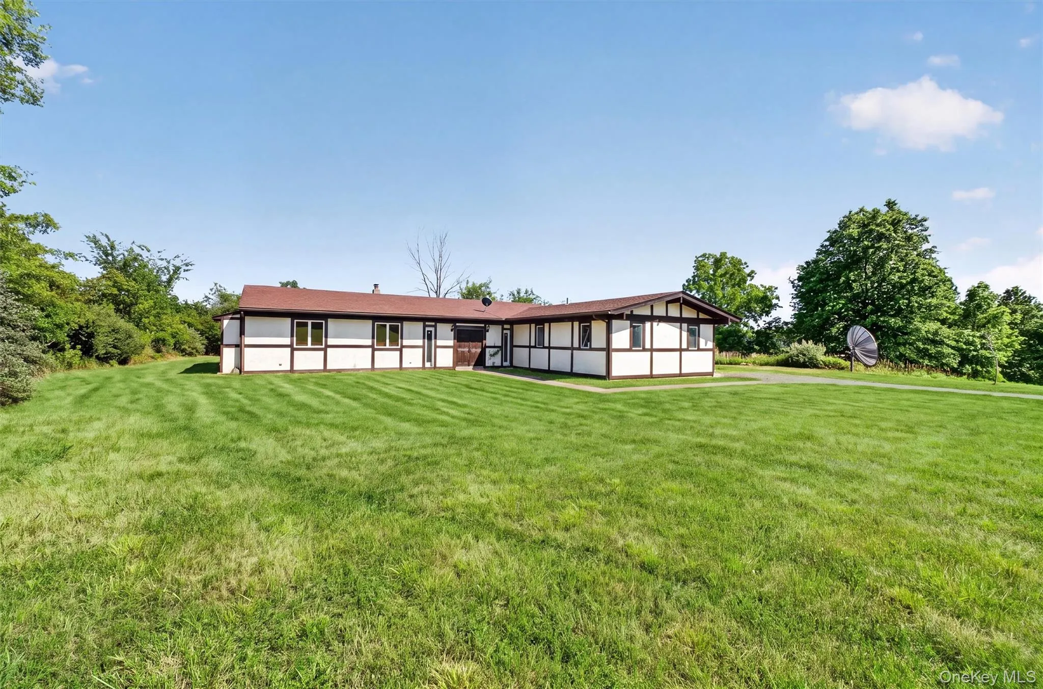 25 Red Mills Road, Shawangunk, NY, 3 Bedrooms Bedrooms, 8 Rooms Rooms,3 BathroomsBathrooms,Residential,For Rent,Red Mills,0,1023862 25 Red Mills Road, Shawangunk, NY, 3 Bedrooms Bedrooms, 8 Rooms Rooms,3 BathroomsBathrooms,Residential,For Rent,Red Mills,0,1023862