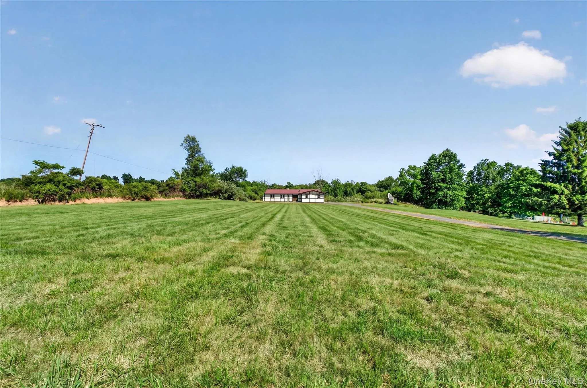 25 Red Mills Road, Shawangunk, NY, 3 Bedrooms Bedrooms, 8 Rooms Rooms,3 BathroomsBathrooms,Residential,For Rent,Red Mills,0,1023862 25 Red Mills Road, Shawangunk, NY, 3 Bedrooms Bedrooms, 8 Rooms Rooms,3 BathroomsBathrooms,Residential,For Rent,Red Mills,0,1023862