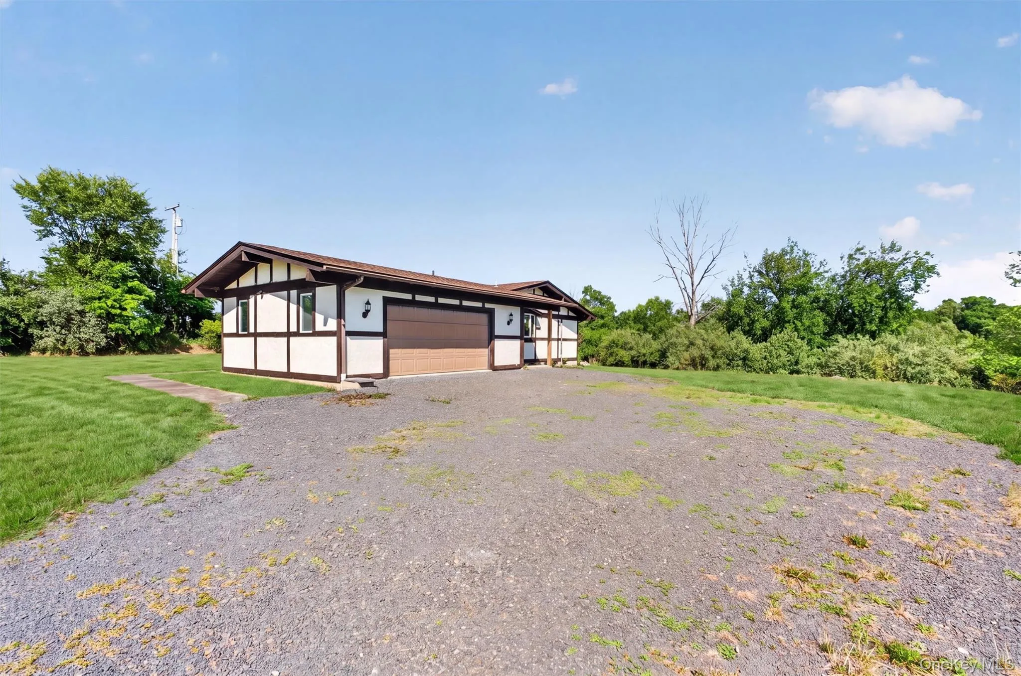 25 Red Mills Road, Shawangunk, NY, 3 Bedrooms Bedrooms, 8 Rooms Rooms,3 BathroomsBathrooms,Residential,For Rent,Red Mills,0,1023862 25 Red Mills Road, Shawangunk, NY, 3 Bedrooms Bedrooms, 8 Rooms Rooms,3 BathroomsBathrooms,Residential,For Rent,Red Mills,0,1023862