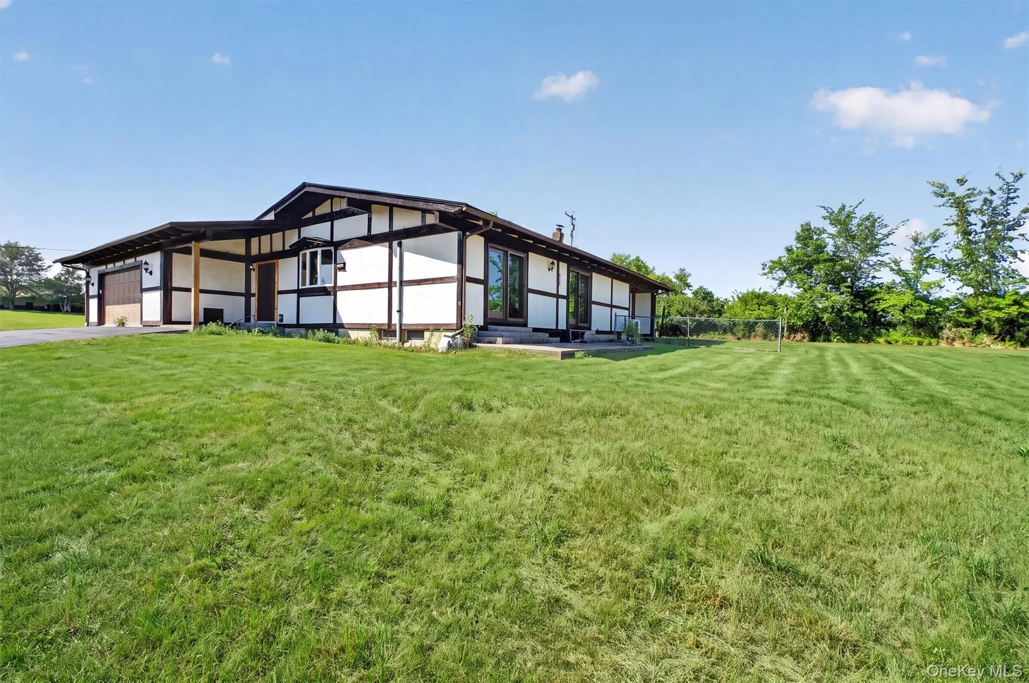 25 Red Mills Road, Shawangunk, NY, 3 Bedrooms Bedrooms, 8 Rooms Rooms,3 BathroomsBathrooms,Residential,For Rent,Red Mills,0,1023862 25 Red Mills Road, Shawangunk, NY, 3 Bedrooms Bedrooms, 8 Rooms Rooms,3 BathroomsBathrooms,Residential,For Rent,Red Mills,0,1023862