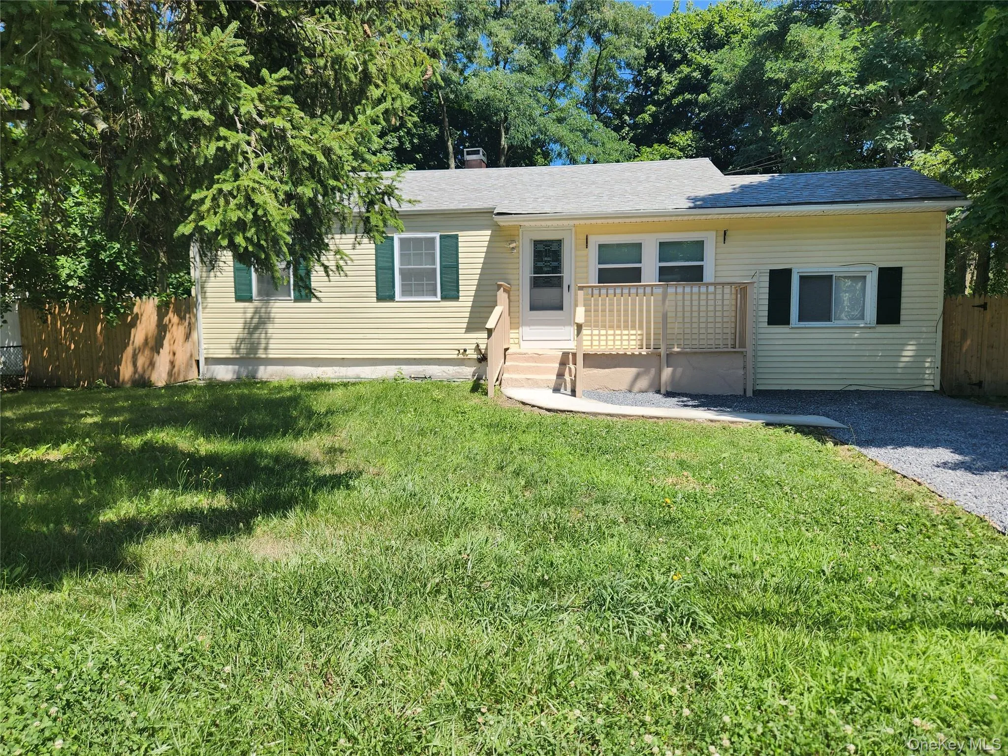 47 Pace Avenue, Brookhaven, NY, 4 Bedrooms Bedrooms, 6 Rooms Rooms,1 BathroomBathrooms,Residential,For Rent,Pace,0,1023865 47 Pace Avenue, Brookhaven, NY, 4 Bedrooms Bedrooms, 6 Rooms Rooms,1 BathroomBathrooms,Residential,For Rent,Pace,0,1023865