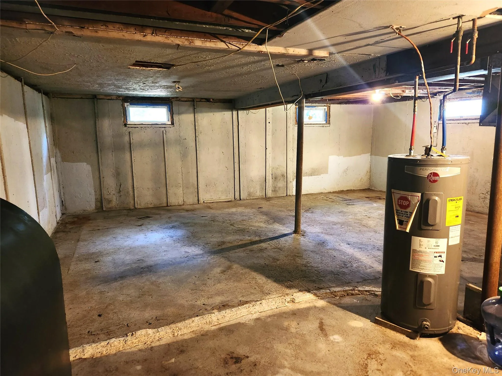 47 Pace Avenue, Brookhaven, NY, 4 Bedrooms Bedrooms, 6 Rooms Rooms,1 BathroomBathrooms,Residential,For Rent,Pace,0,1023865 47 Pace Avenue, Brookhaven, NY, 4 Bedrooms Bedrooms, 6 Rooms Rooms,1 BathroomBathrooms,Residential,For Rent,Pace,0,1023865