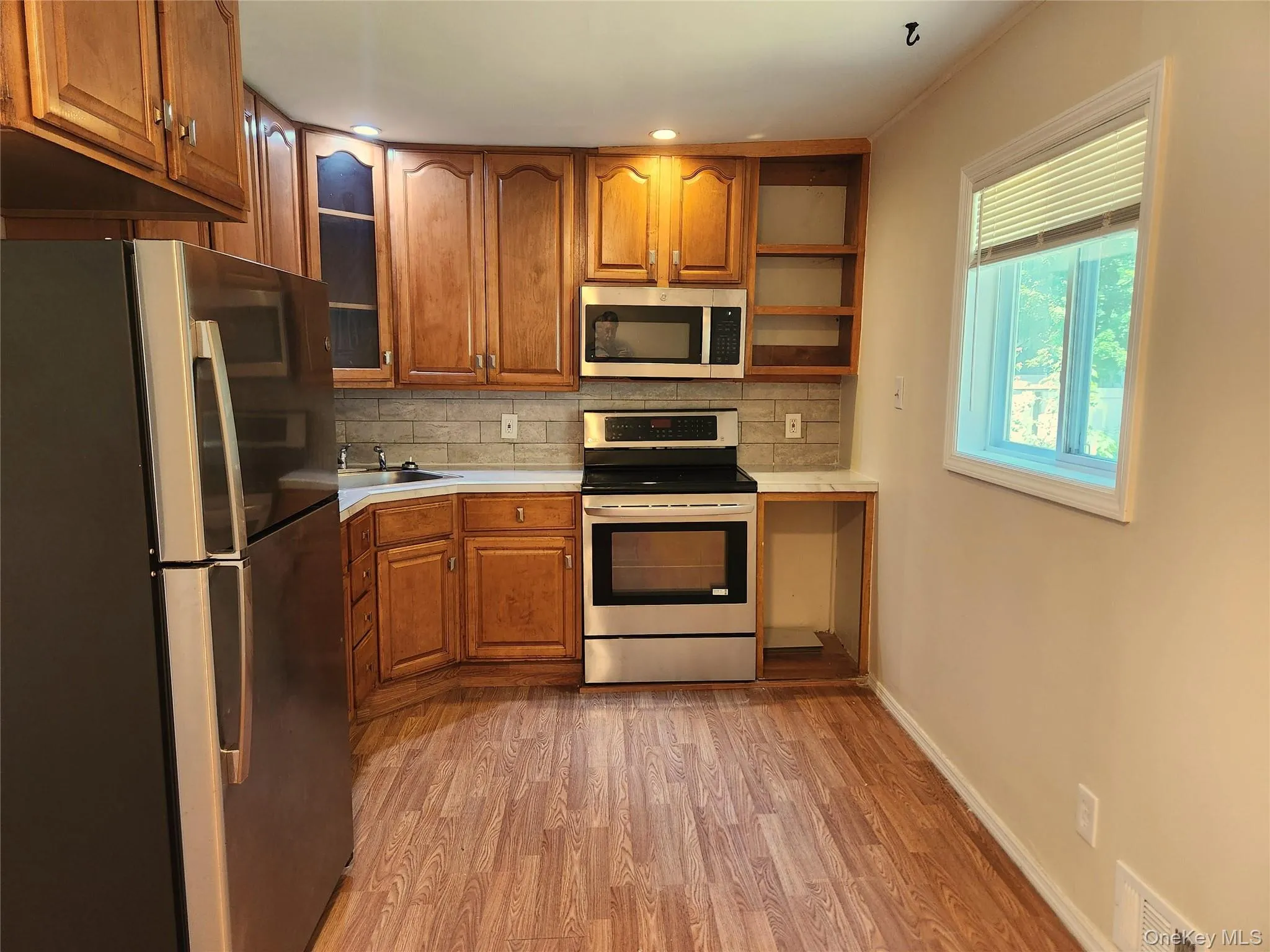 47 Pace Avenue, Brookhaven, NY, 4 Bedrooms Bedrooms, 6 Rooms Rooms,1 BathroomBathrooms,Residential,For Rent,Pace,0,1023865 47 Pace Avenue, Brookhaven, NY, 4 Bedrooms Bedrooms, 6 Rooms Rooms,1 BathroomBathrooms,Residential,For Rent,Pace,0,1023865