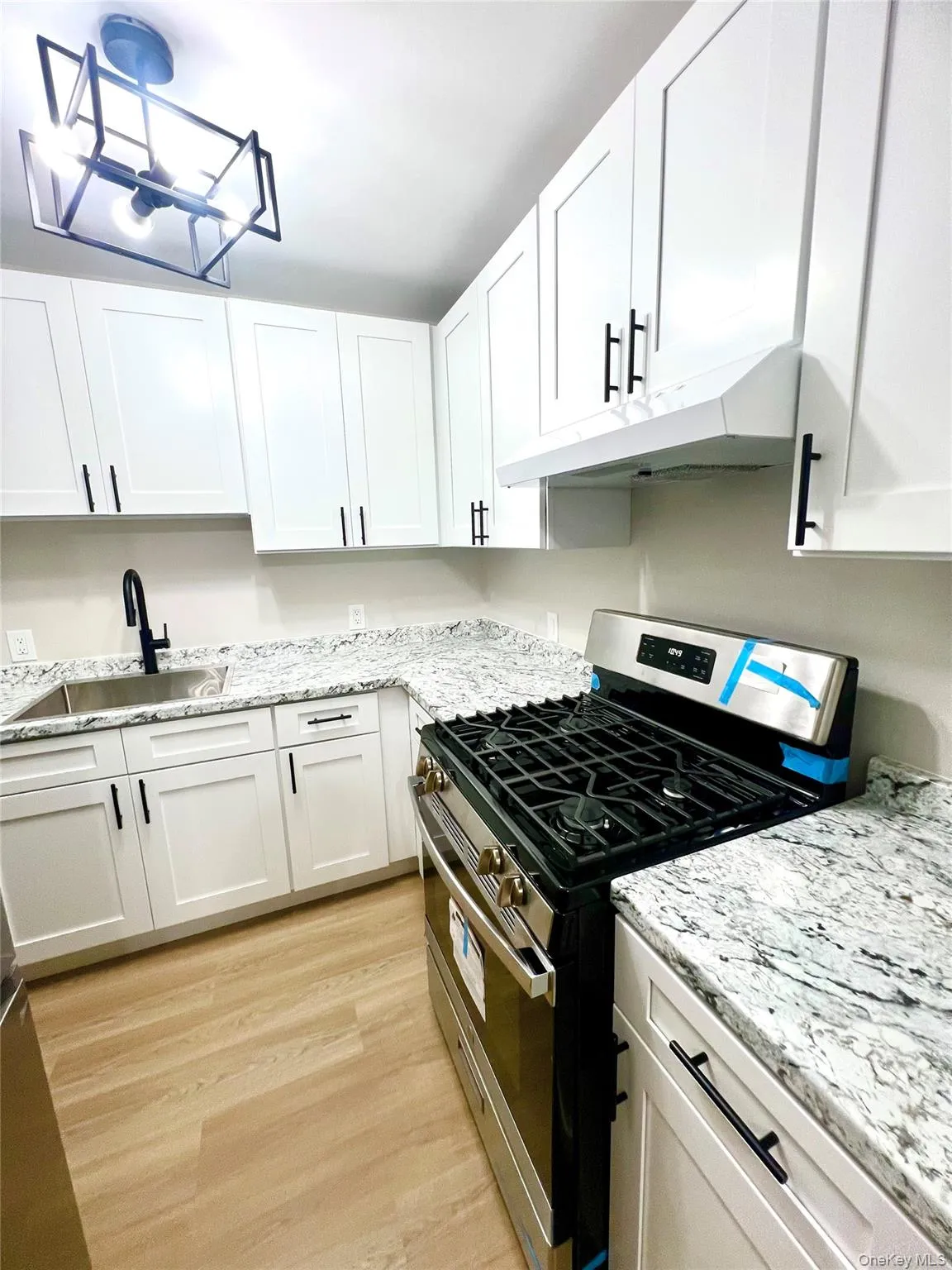 51 Ruth Court, Middletown, NY, 2 Bedrooms Bedrooms, 5 Rooms Rooms,1 BathroomBathrooms,Residential Lease,For Rent,Ruth,0,1023873 51 Ruth Court, Middletown, NY, 2 Bedrooms Bedrooms, 5 Rooms Rooms,1 BathroomBathrooms,Residential Lease,For Rent,Ruth,0,1023873