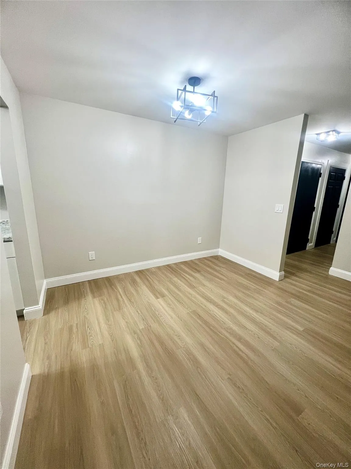 51 Ruth Court, Middletown, NY, 2 Bedrooms Bedrooms, 5 Rooms Rooms,1 BathroomBathrooms,Residential Lease,For Rent,Ruth,0,1023873 51 Ruth Court, Middletown, NY, 2 Bedrooms Bedrooms, 5 Rooms Rooms,1 BathroomBathrooms,Residential Lease,For Rent,Ruth,0,1023873